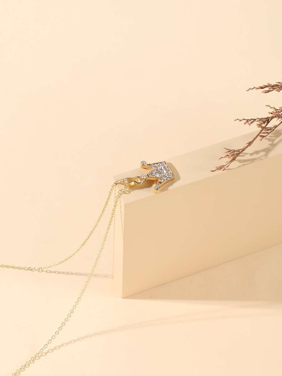 HomeJewelry & WatchesFashion JewelryNecklacesPendant NecklacesRhinestone Crown Pendant Necklace | SHEIN