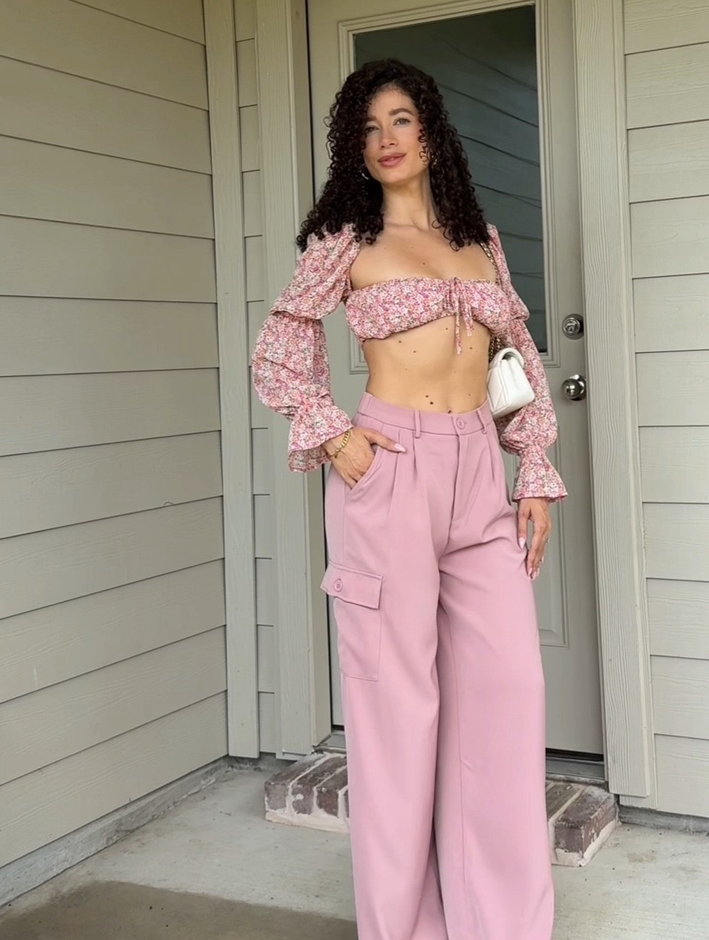 Summer outfit! #trousers #coachtabby

#LTKFindsUnder100 #LTKSeasonal #LTKSummerEdit