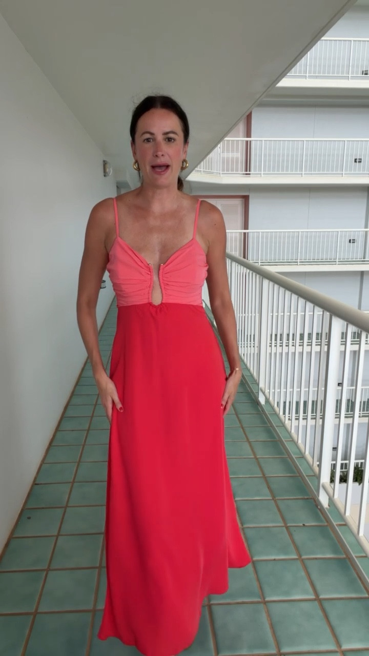 This coral dress is stunning and would be perfect for a spring event or date night! Currently on sale plus use code SPRINGAF TO SAVE AN EXTRA 15%!! 


#LTKootd #LTKgrwm #LTKSaleAlert