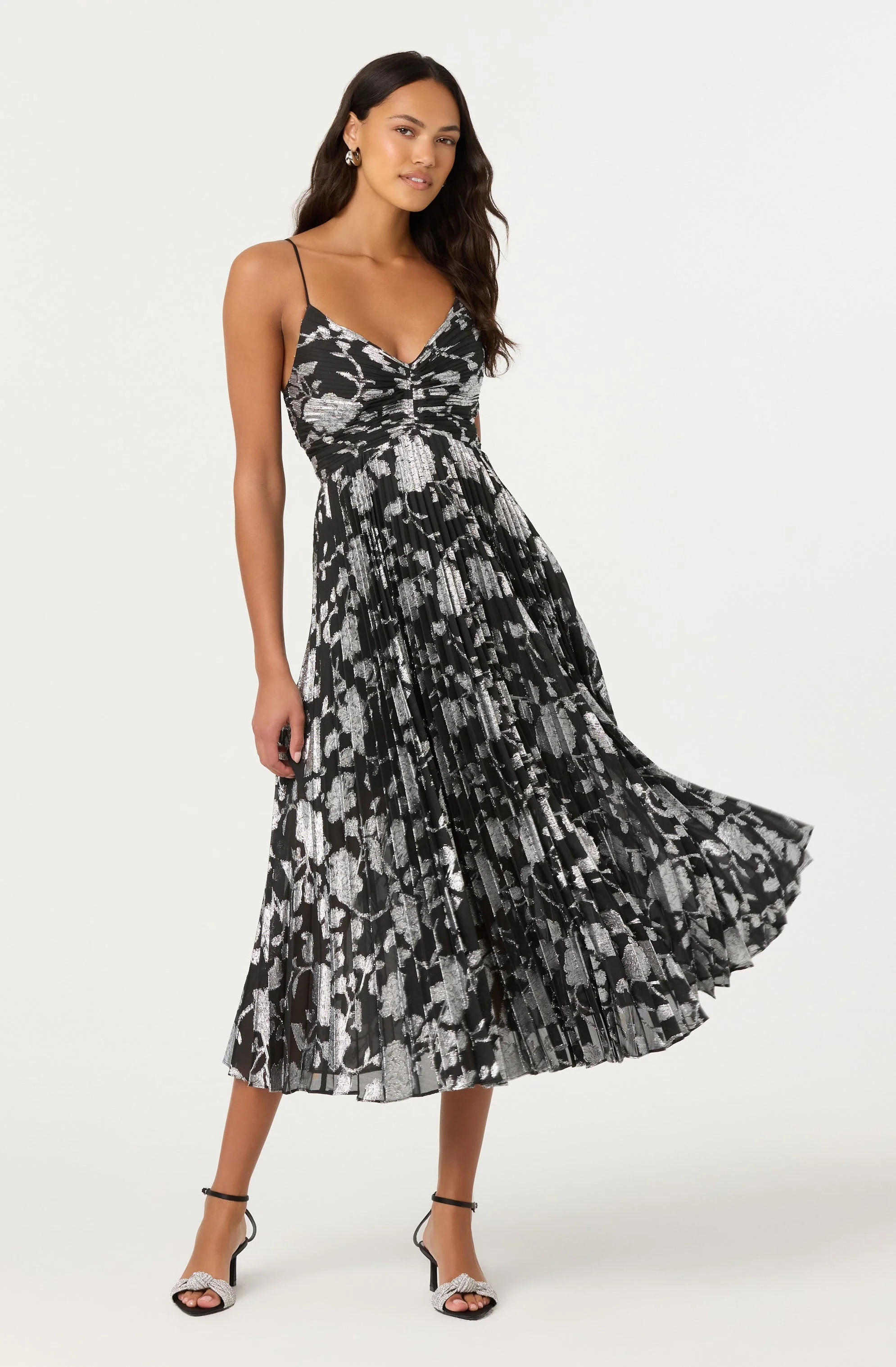 Saoirse Metallic Pleated Midi Dress - Black silver / XS | ASTR The Label (US)
