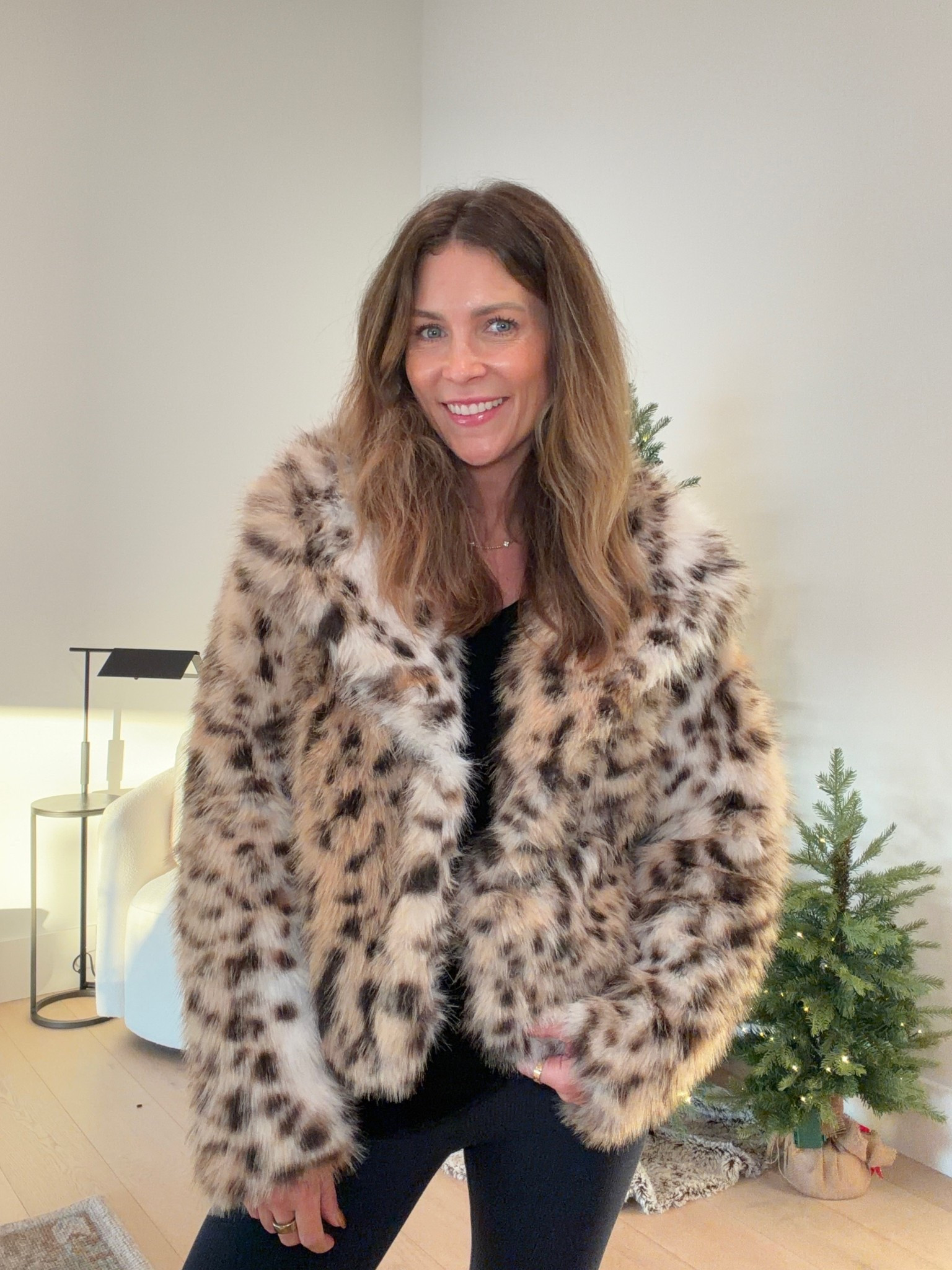 Walmart leopard faux fur jacket 

#LTKOver40 #LTKPetite #LTKFindsUnder50