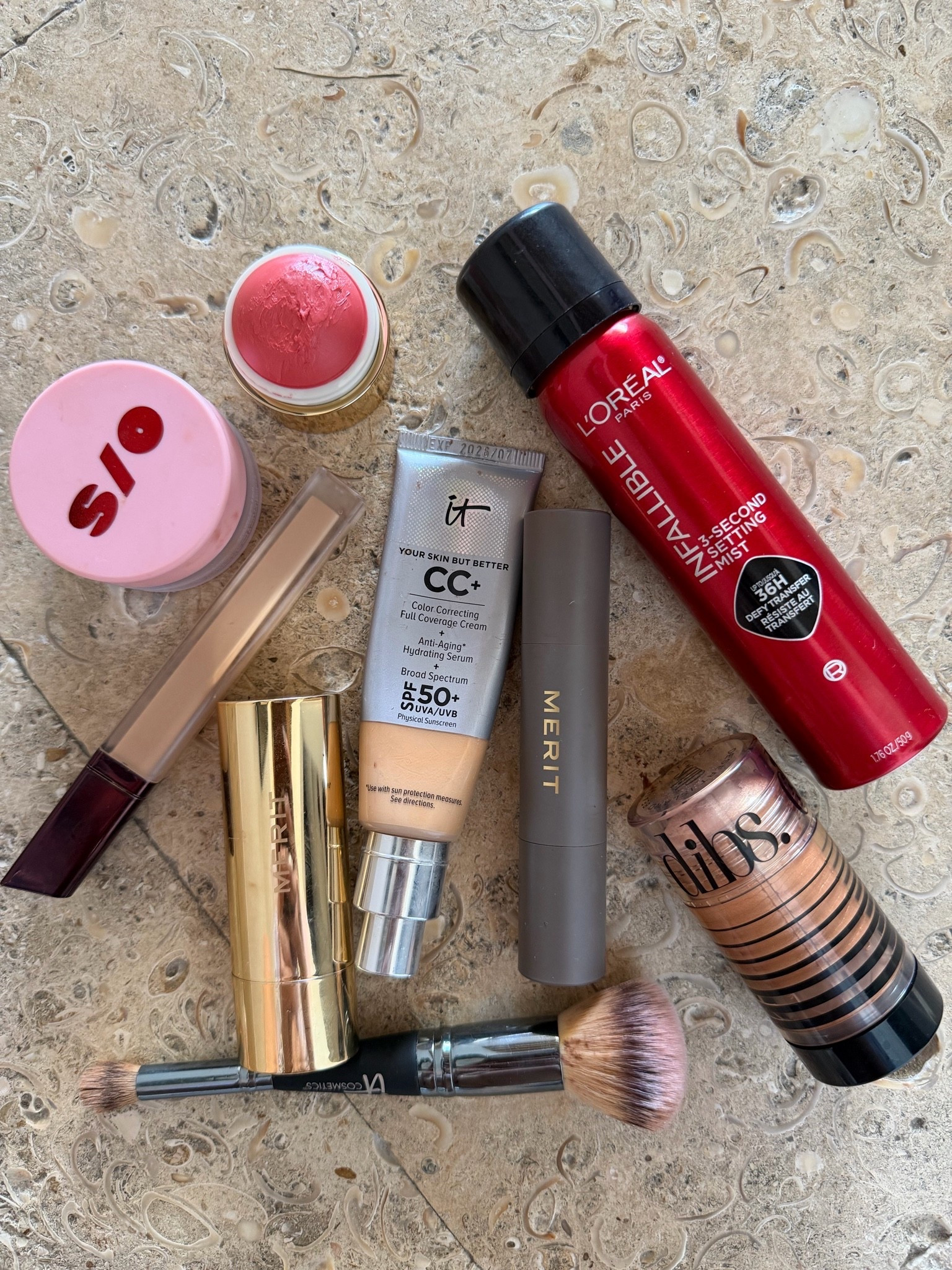 My vacation make up lineup 👌🏼😍

#LTKBeauty #LTKSwim #LTKTravel