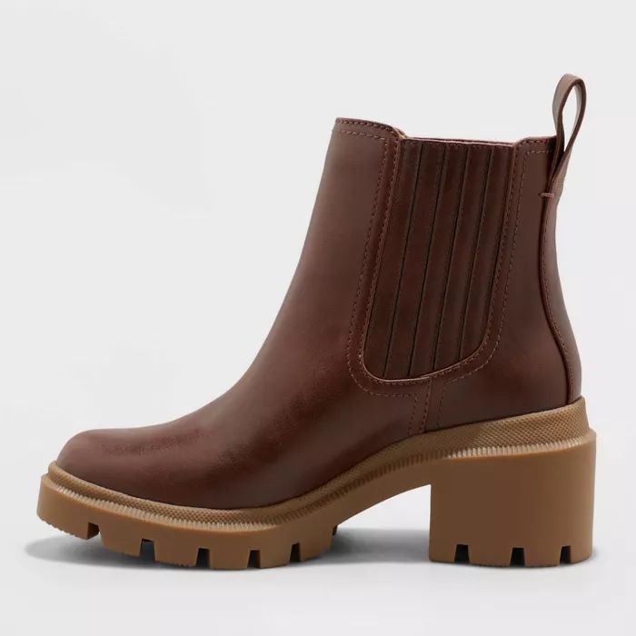 Women's Naya Heeled Chelsea Boots - Universal Thread™ | Target