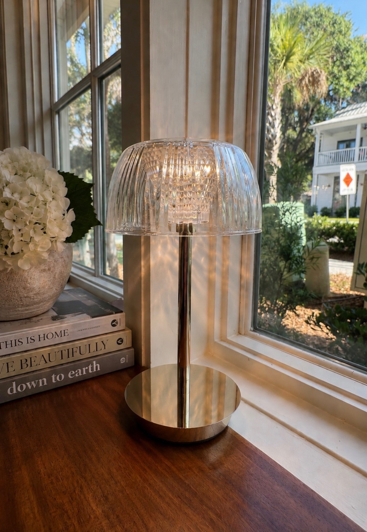 The cutest rechargeable table lamp from Amazon!

Amazon, Amazon finds, home, home decor, table lamp, rechargeable lamp, cozy decor, cozy lighting

#LTKHome #LTKSeasonal