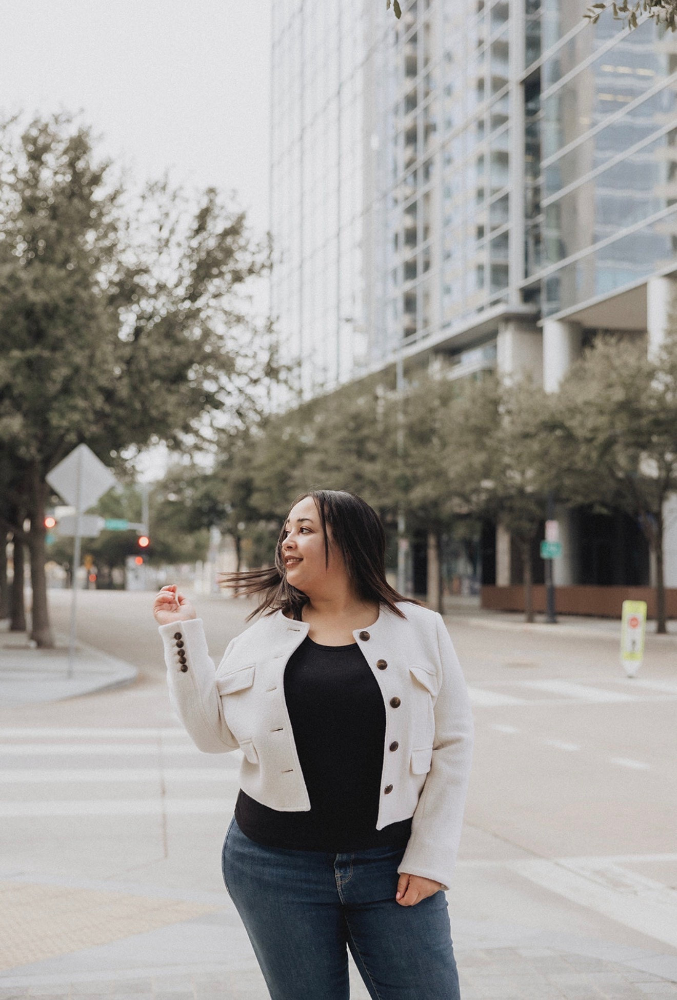 There’s something about slipping into Good American jeans and a perfectly fitted top, then finishing it off with a Veronica Beard blazer—it just flips the switch. The denim hugs in all the right places, the top keeps it clean and effortless, and the blazer pulls everything together with that structured, confident edge. It’s the kind of outfit that makes you stand taller and move with intention, ready to take on whatever’s ahead without overthinking it.

#LTKPlusSize #LTKootd #LTKWorkwear
