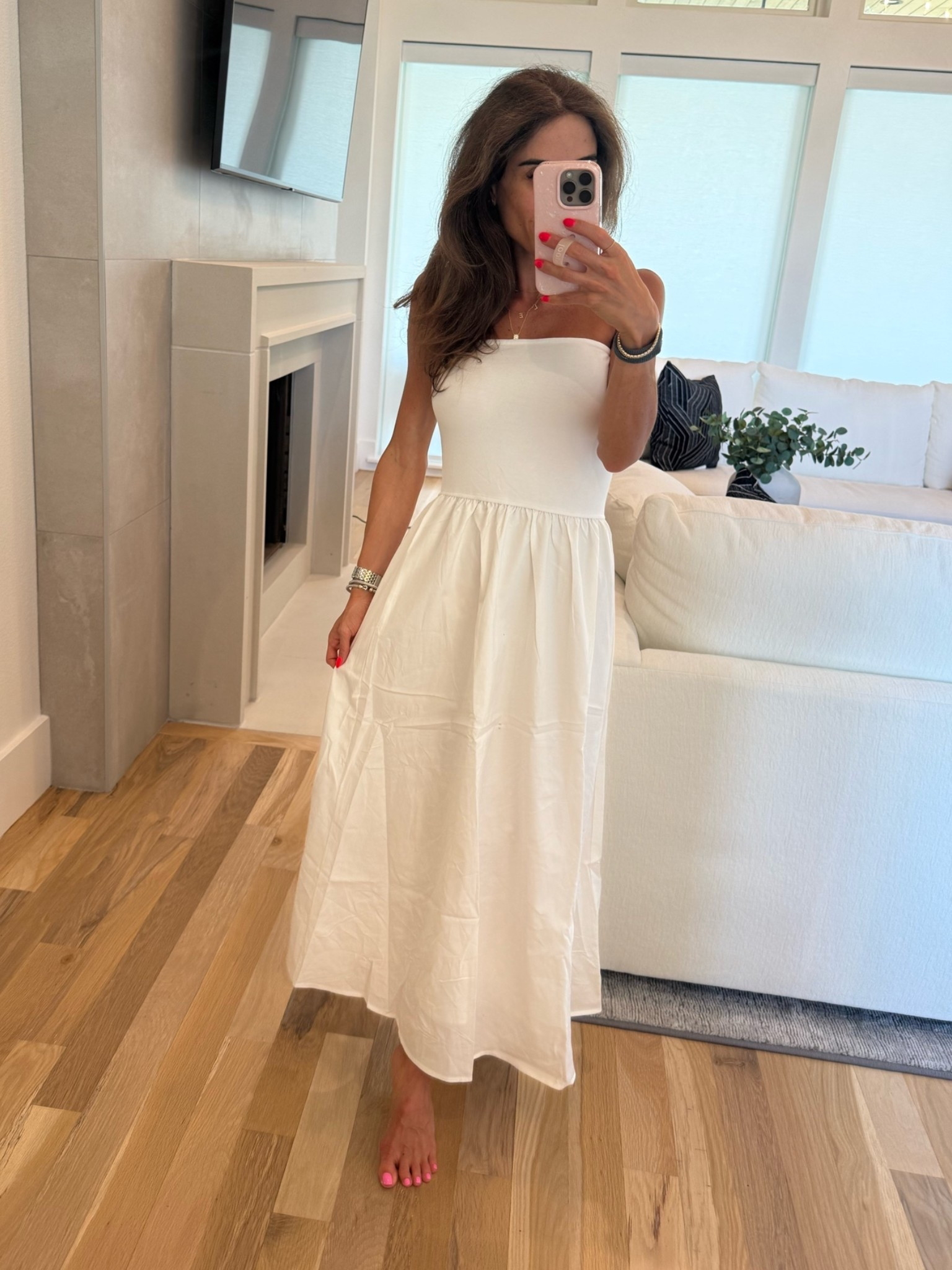 One of my favorite Amazon dresses I have in the black apricot combo but just got in white too! Love this fit and looks just like Aritzia wearing smallest size 
Amazon vacation outfits

#LTKPetite #LTKSeasonal