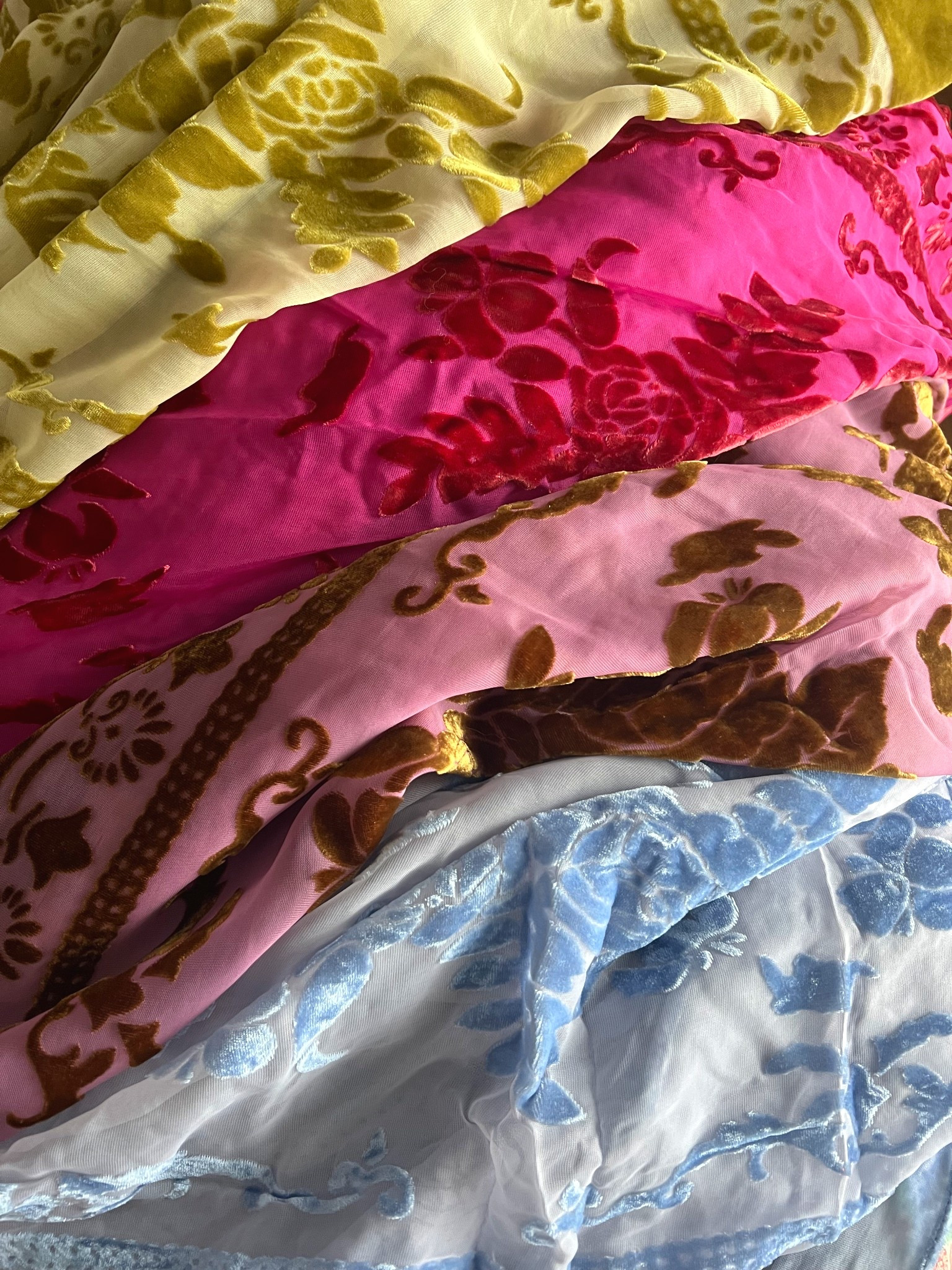 My Favorite Kimonos! 😍 
Under $40 each 🙌🏻

#dopaminedressing 
#colorfulstyle
#colorlover
#maximalistfashion

#LTKootd #LTKFindsUnder50 #LTKgrwm