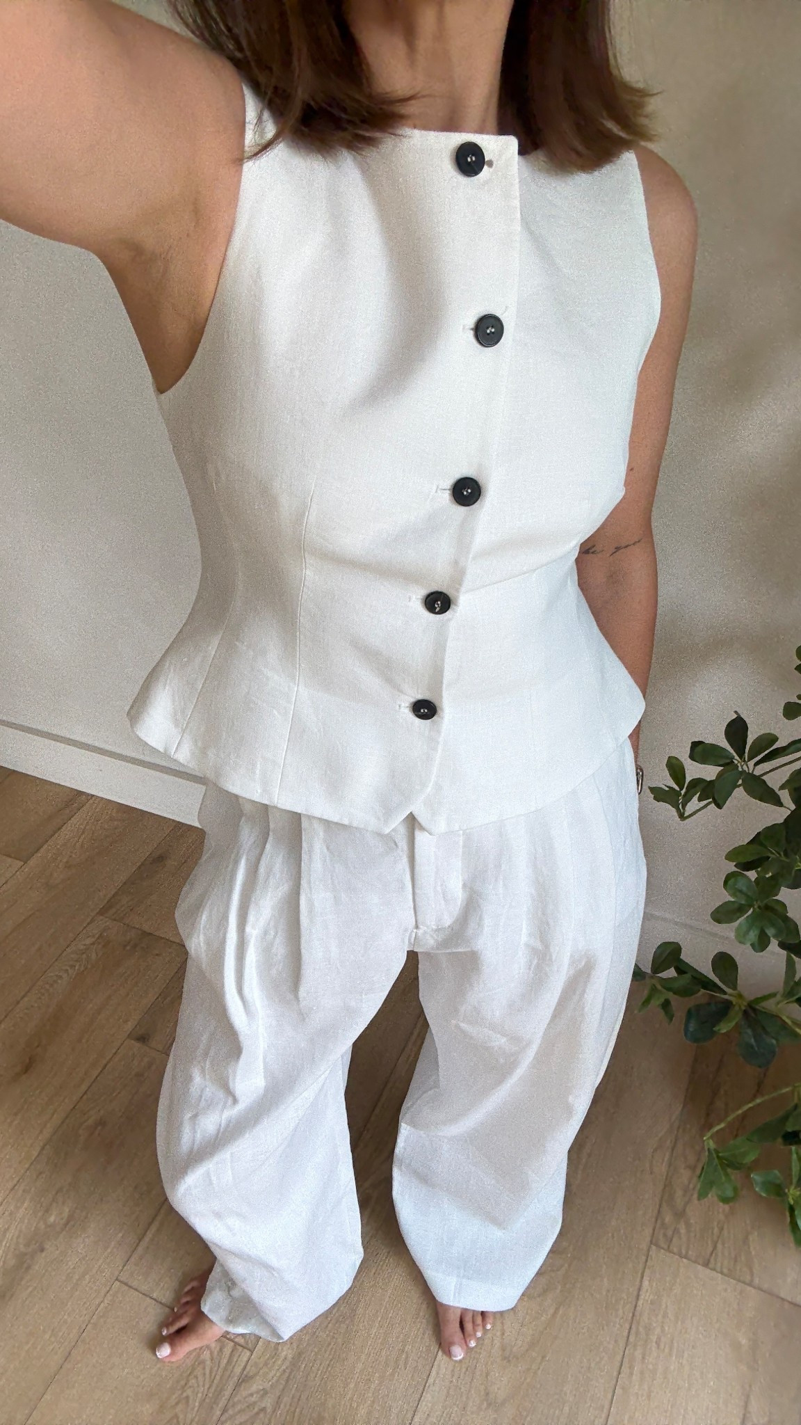 Trying on from a new delivery. Both the top & trousers are made from natural fibres, including the lining 🙌🏼

Size Reference:
I’m a uk size 10, 5’9 and I’m wearing a size M in both top & trousers.

#LTKeurope #LTKuk #LTKsummer