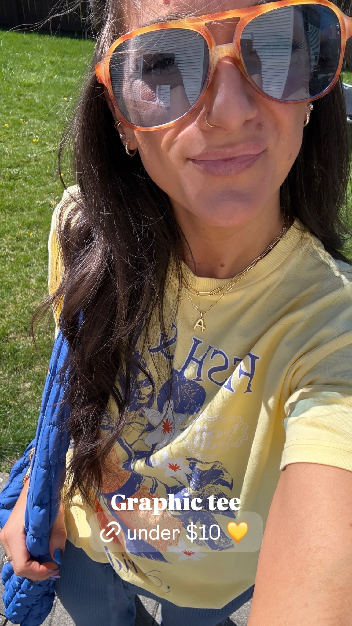 Graphic tee under $10!

#LTKPetite #LTKootd #LTKmomlife