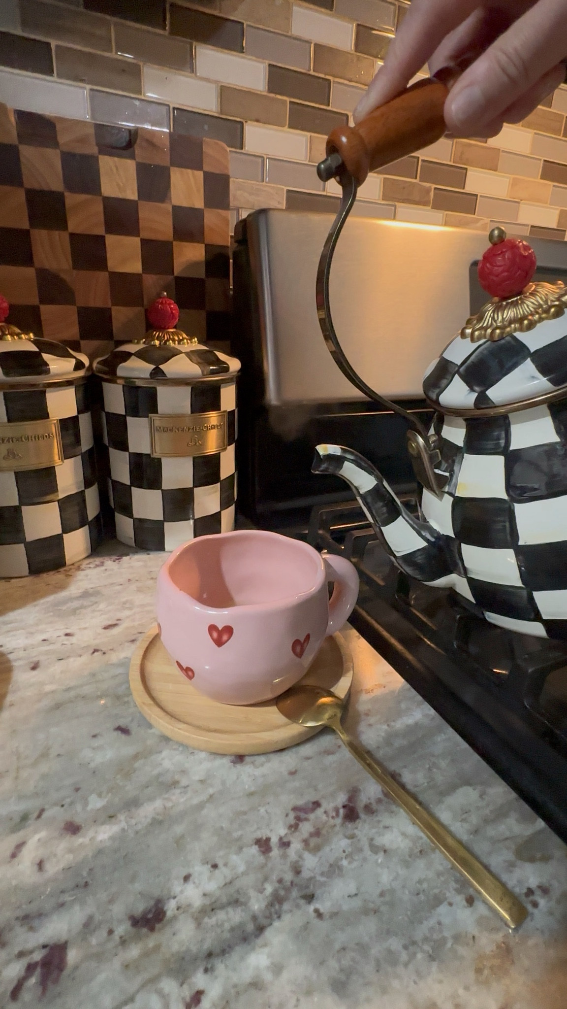 Celebrate Mother’s Day by gifting this beautiful teapot and mug to your mom

#LTKHome #LTKMothersDay #LTKmomlife
