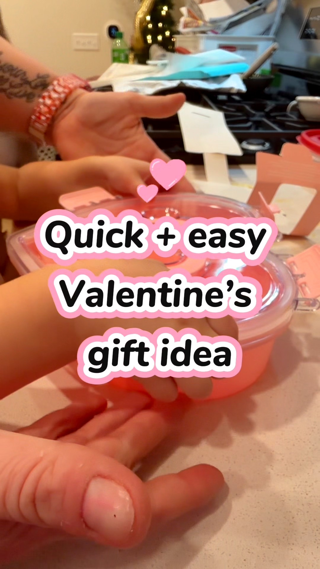 Simple Valentines Day gift with things you can use more than once! 
[Actual products in the video are both from Five Below]

#valentinesday #Valentinesgift #giftsforher #giftsforhim

#LTKFindsUnder50 #LTKKids #LTKSeasonal