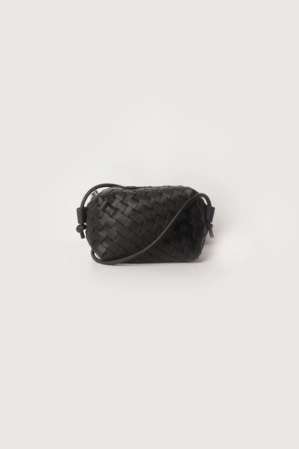 WOVEN CROSSBODY BAG | OAK + FORT