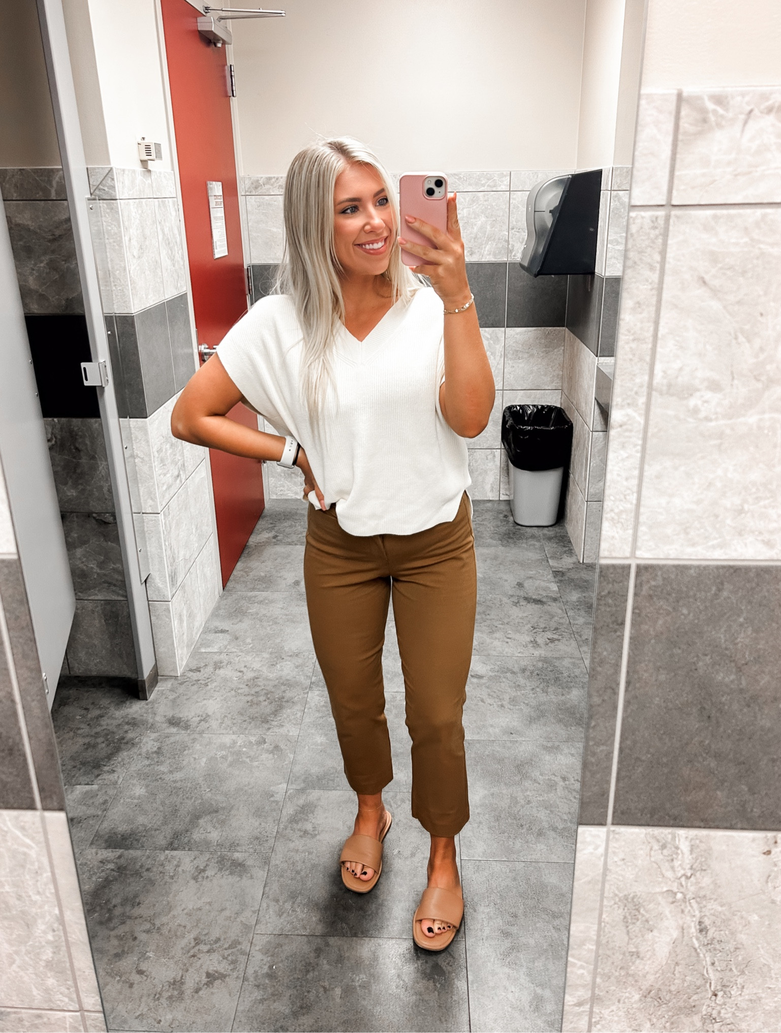 Ootd :) 

#LTKfindsunder100 #LTKworkwear #LTKSeasonal