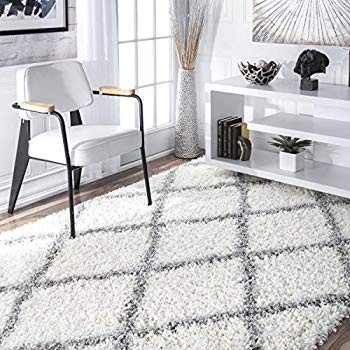 nuLOOM Cozy Soft and Plush Diamond Trellis Shag Area Rug, White, 7' 10" x 10' | Amazon (US)