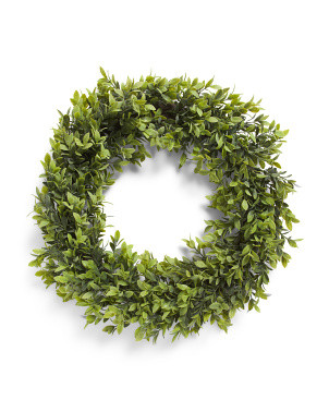 26in Boxwood Wreath | Plants & Planters | Marshalls | Marshalls