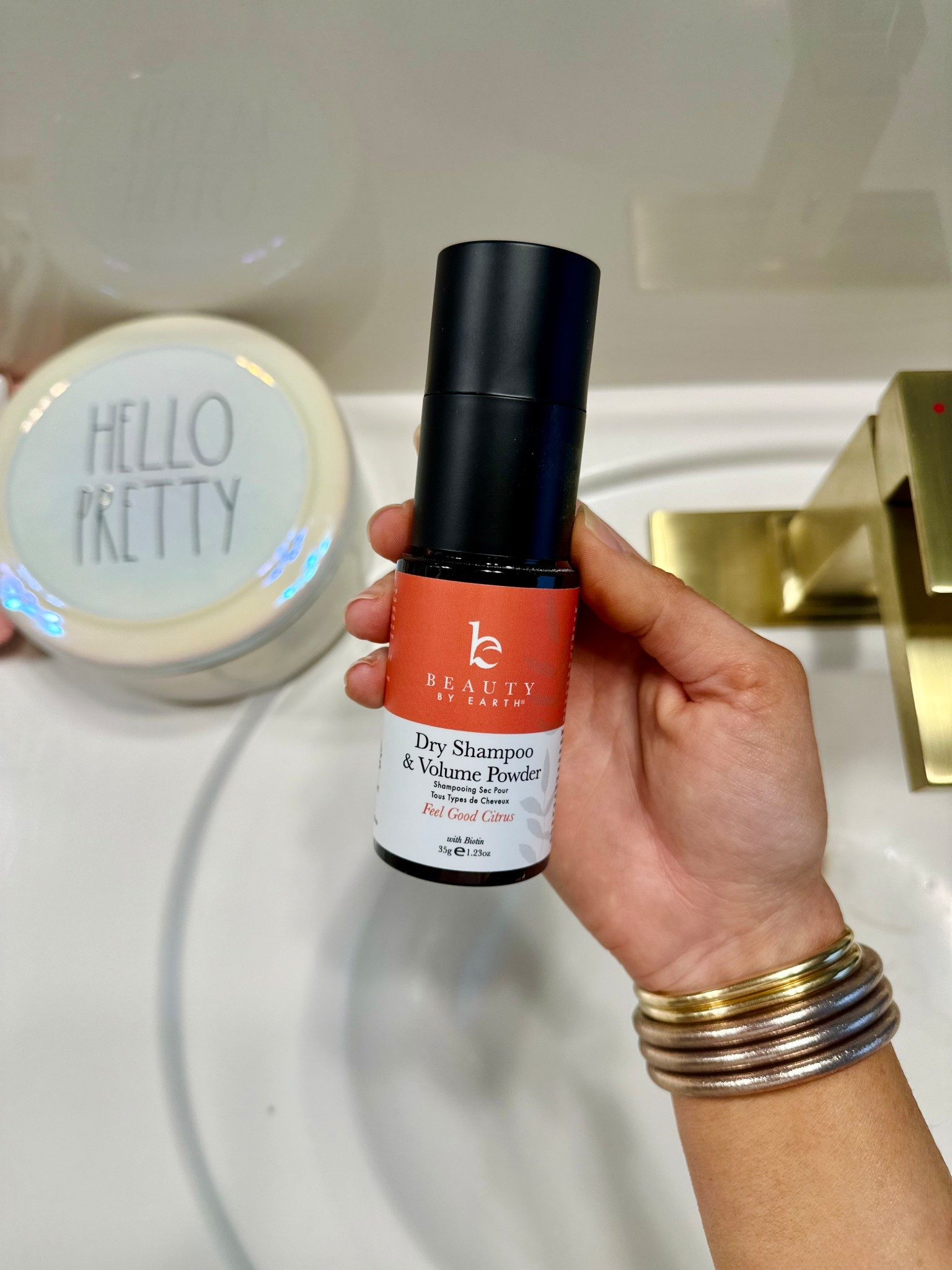 If you’re looking for a non-toxic dry shampoo that actually WORKS (pump included!) this is for you! It smells great and dispenses so well! Did you know a lot of dry shampoos use benzene as a propellant? Idk bout you, but I don’t need any more cancer-causing beauty products in my life! 👋🏼 ✌🏼😘

#LTKTravel #LTKBeauty #LTKStyleTip