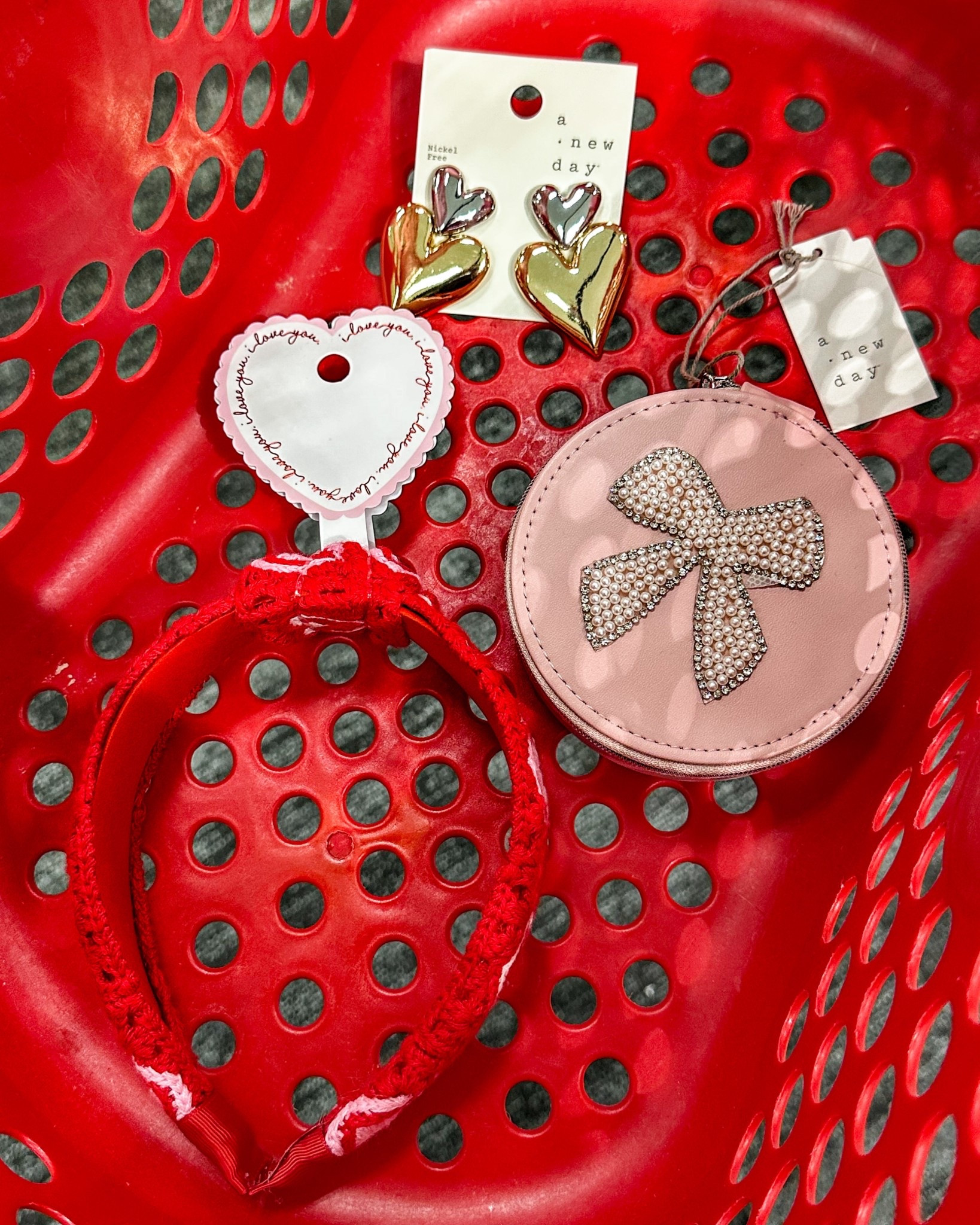 Cute Valentine’s Day gift ideas from A New Day at Target ❤️

Knit heart headband, pearl bow coin purse and stacked heart earrings… all great accessories to celebrate #ValentinesDay

#LTKSeasonal #LTKFindsUnder50