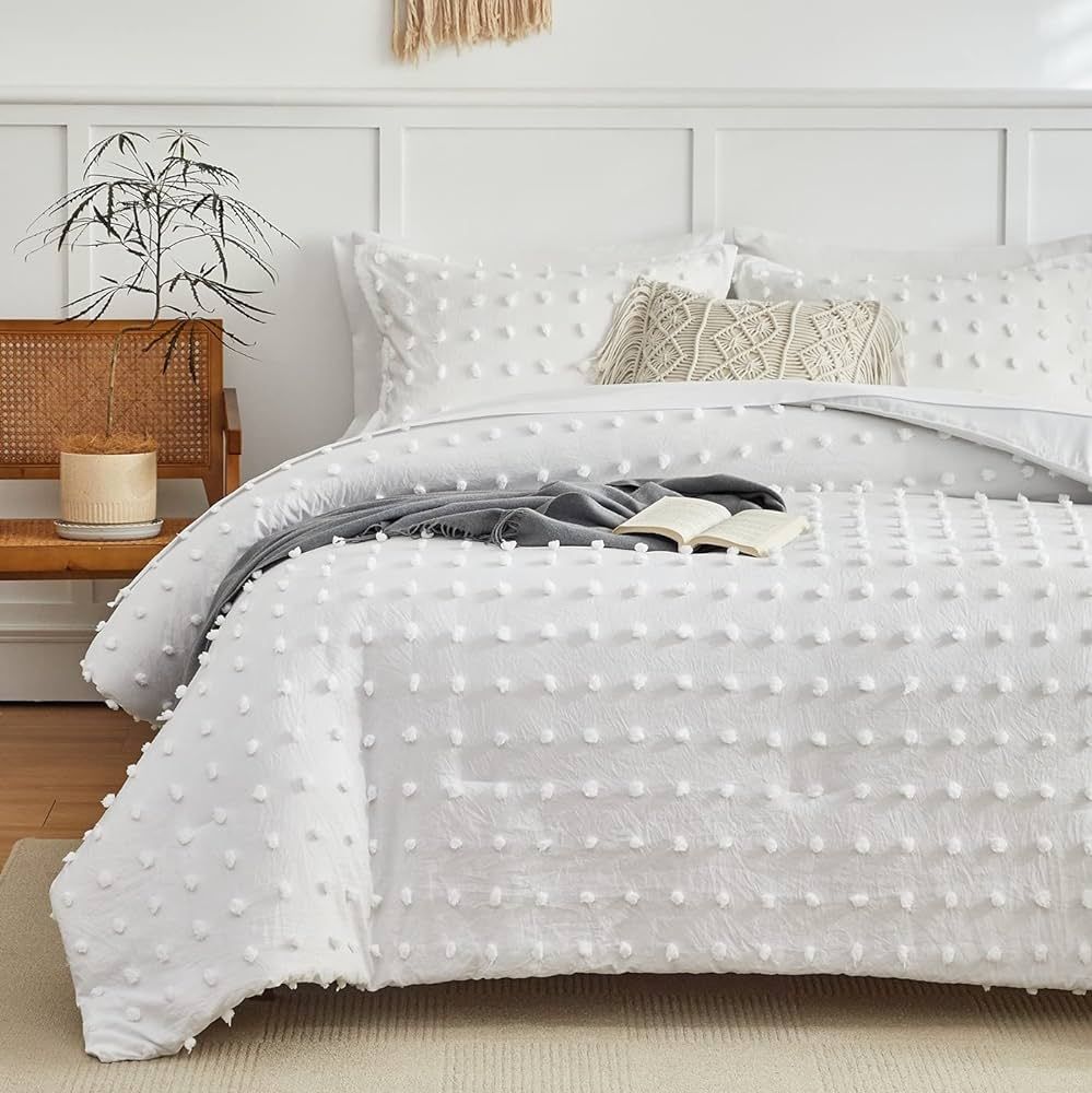 Amazon.com: 7 Pieces Tufted Dots Bed in a Bag Queen Comforter Set with Sheets White , Soft and Em... | Amazon (US)