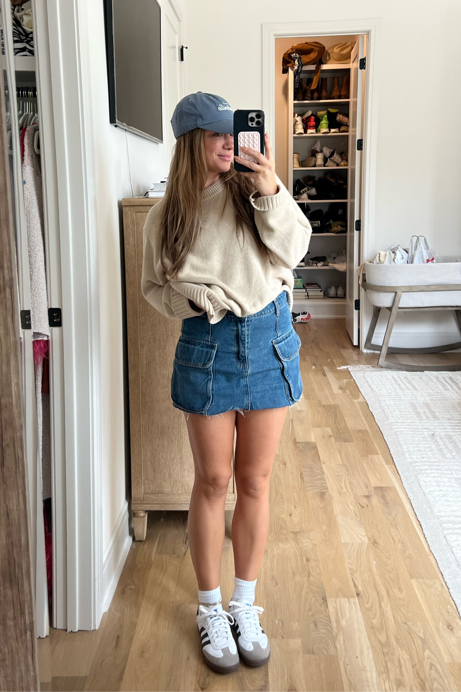 Skirt is TTS but I took a medium cuz I wanted it more relaxed looking! I’m 5’2” and cut about 2 inches off to be more proportionate to my height. Sweater is a size small, shoes size down 1 full size 