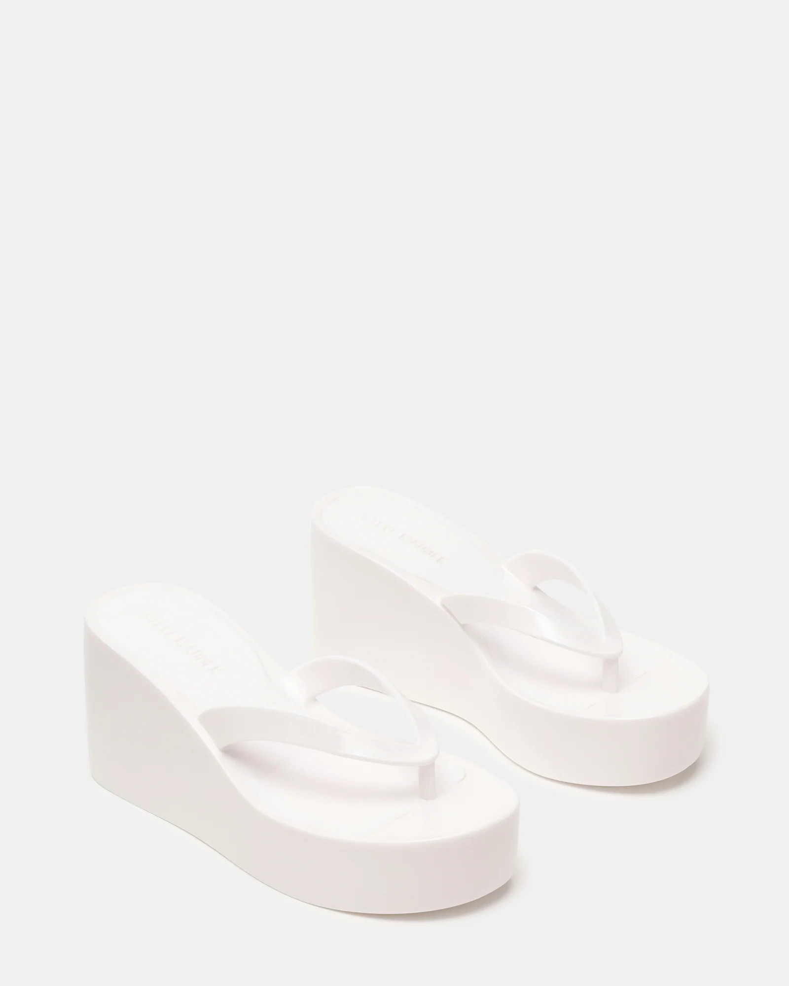 JELLA White Thong Wedge Women's Platform Sandal | Steve Madden (US)