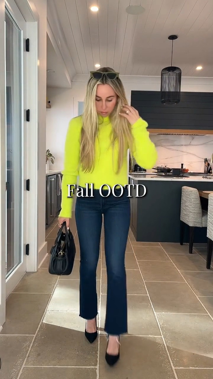 Quick outfit inspo for a cozy day out 💚 Comfy sweater, bootcut denim, and my favorite heels — everything linked for you!
•
•
•
lime green mock neck sweater
revolve cozy sweater outfit
mother denim bootcut jeans
dark blue denim outfit
steve madden suede block heels
black suede heels outfit
coach bag styling
amazon cat eye sunglasses
tiktok earrings stack
elf lip oil
jo malone travel perfume
fall outfit ideas 2025
cozy chic fall look
everyday fall outfit inspo
neutral outfit with pop of color
chic errand outfit
elevated casual outfit
ltk fall fashion
charlotte style creator
weekend outfit ideas
easy fall outfit inspo
layered fall outfit
fall wardrobe essentials
minimal chic outfit ideas
street style fall look

#LTKSeasonal #LTKSaleAlert #LTKootd