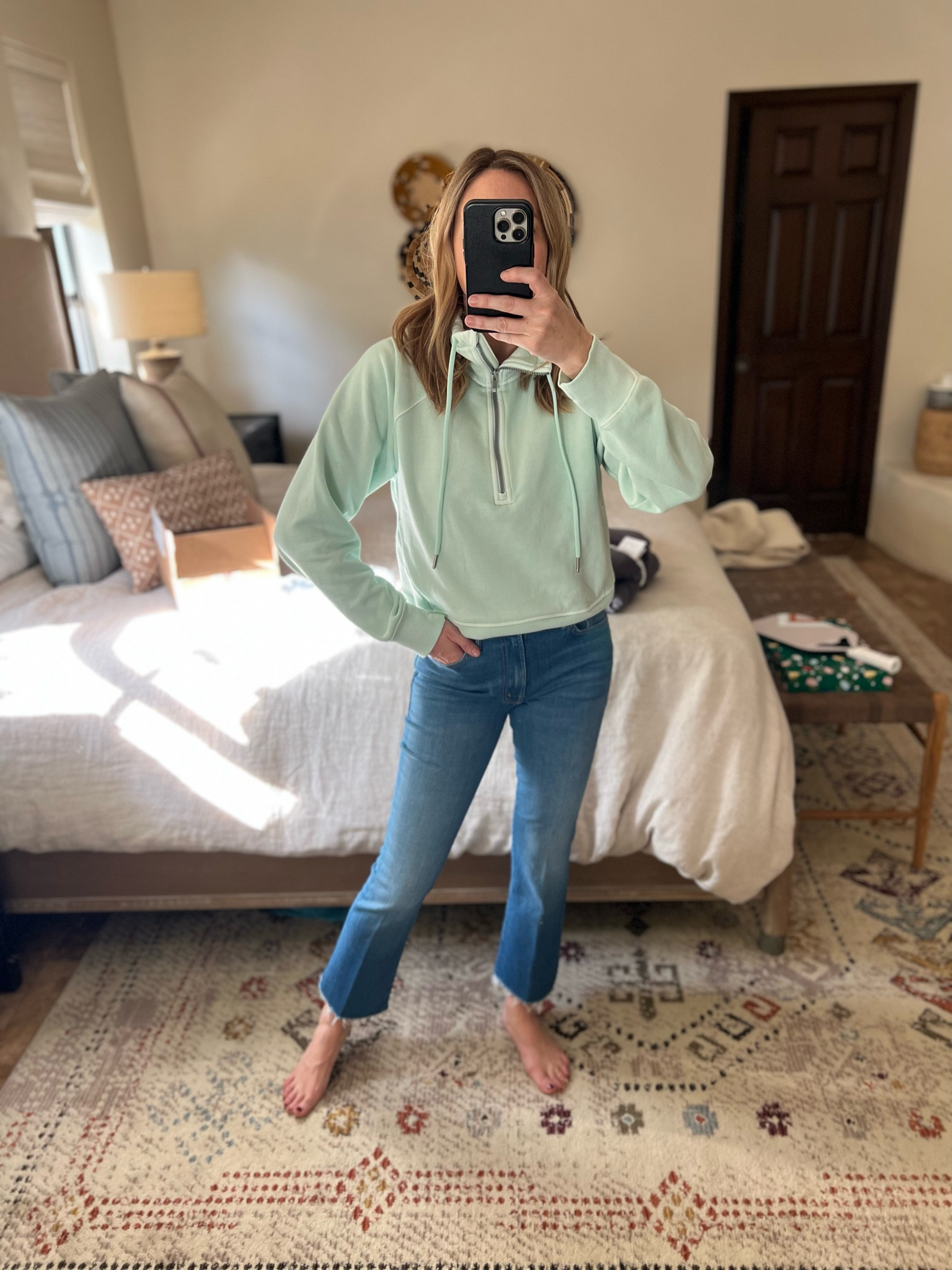 Needed a denim refresh and loving these new Mother jeans. Currently on sale!! Tts. 

#LTKover40 #LTKsalealert