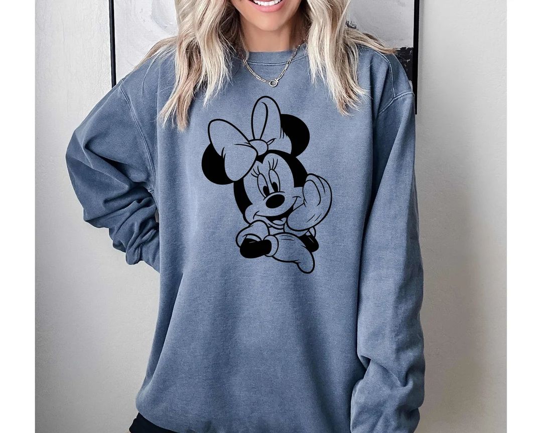 Retro Mickey Comfort Colors Sweatshirt,disneyland Sweatshirt, Magic Kingdom Shirt, Family Vacatio... | Etsy (US)