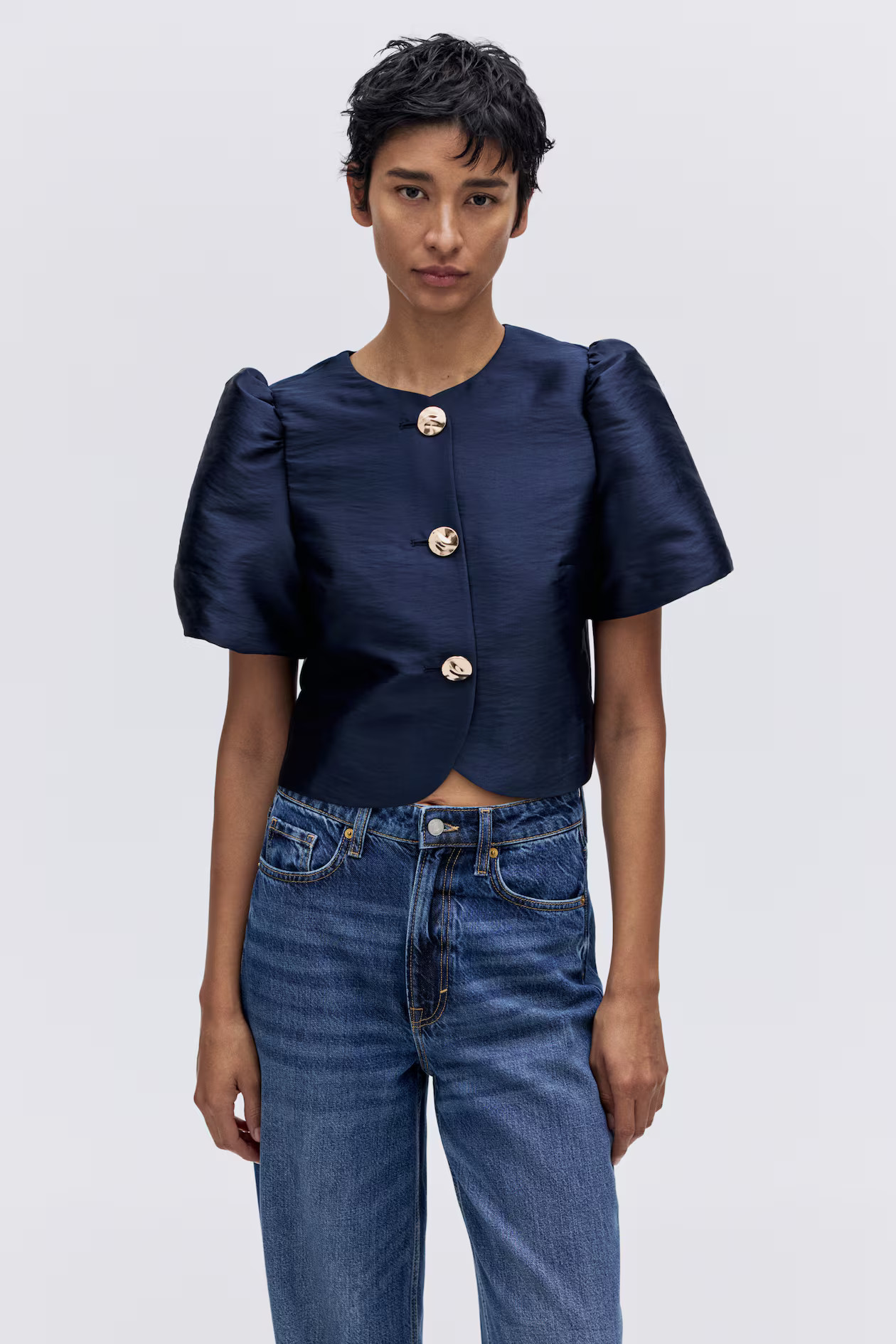 Puff-sleeved blouse | H&M (UK, MY, IN, SG, PH, TW, HK)