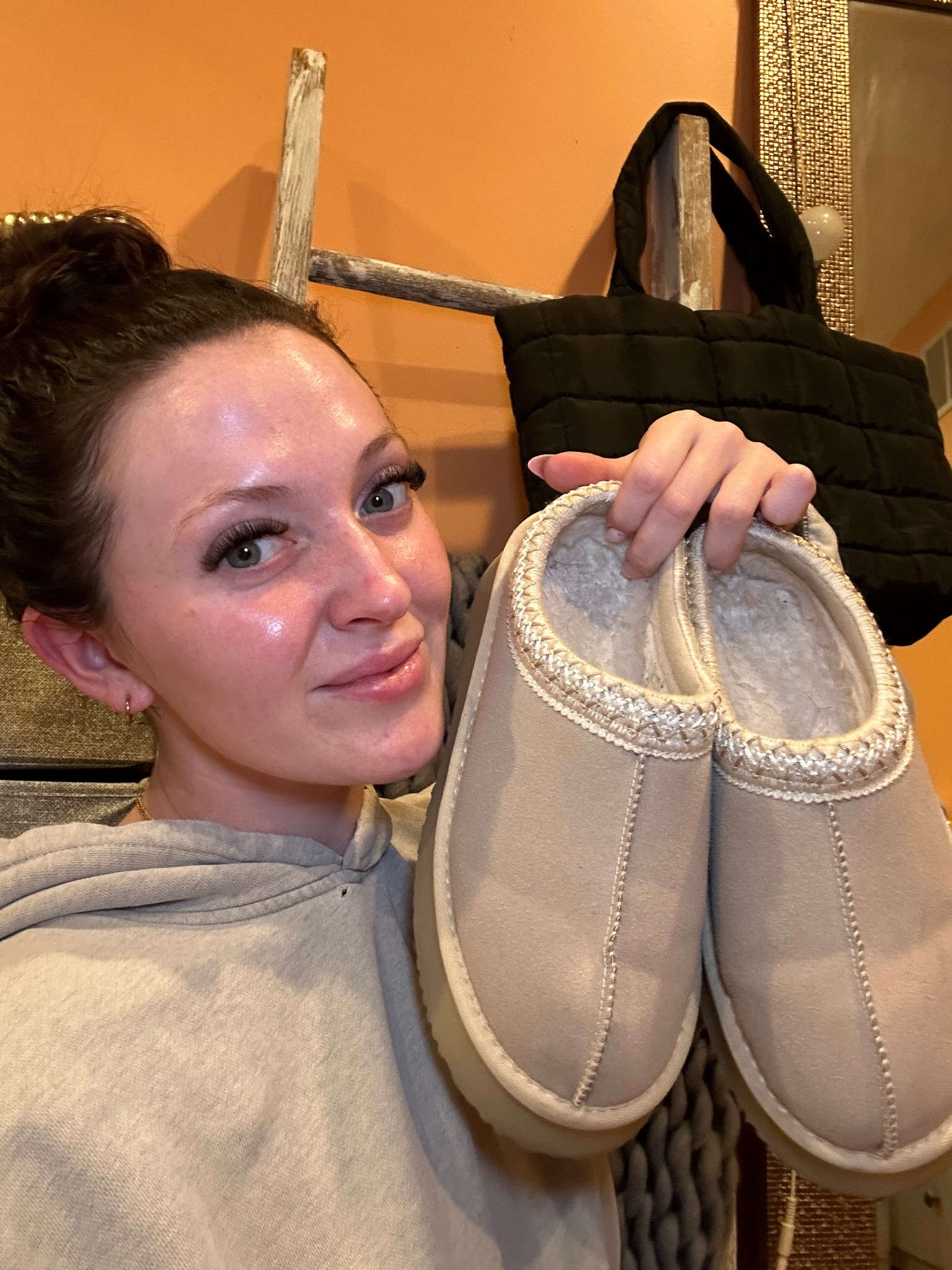 The perfect Ugg dupes for every season! These platform slip ons are a staple in my wardrobe! 


#LTKsalealert #LTKfindsunder50 #LTKshoecrush