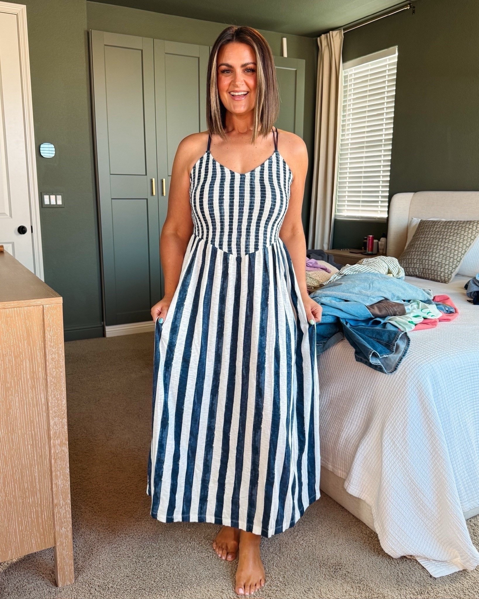 This maxi dress is on sale right now from American Eagle! I am wearing a large!! 🤍

Spring fashion, new arrivals, finds under 50, casual outfit, midsize fashion, Courtney Hamilton

#LTKootd #LTKSaleAlert #LTKMidsize