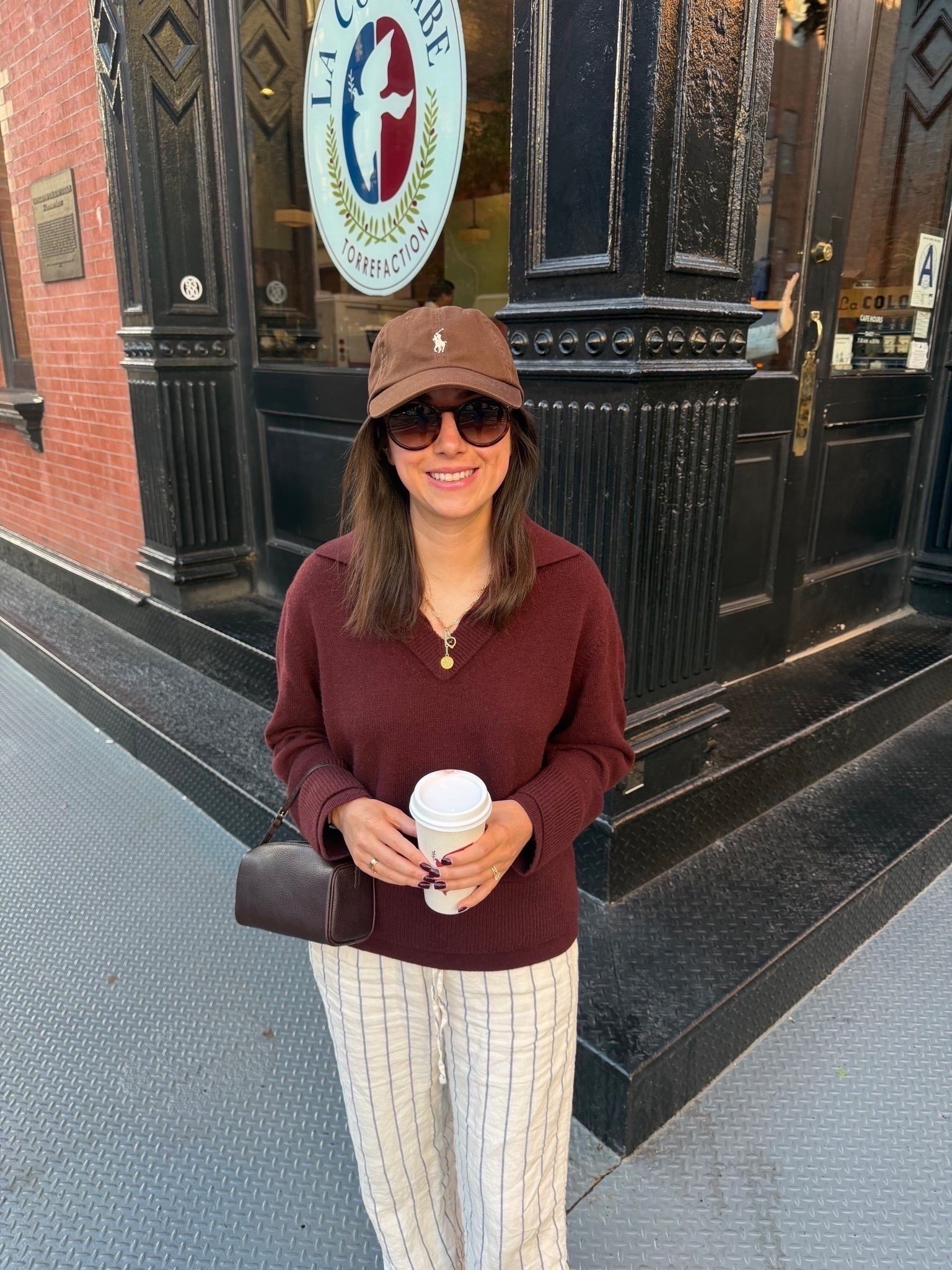 This burgundy sweater is the perfect fall color!!




#LTKSeasonal #LTKootd #LTKFindsUnder100
