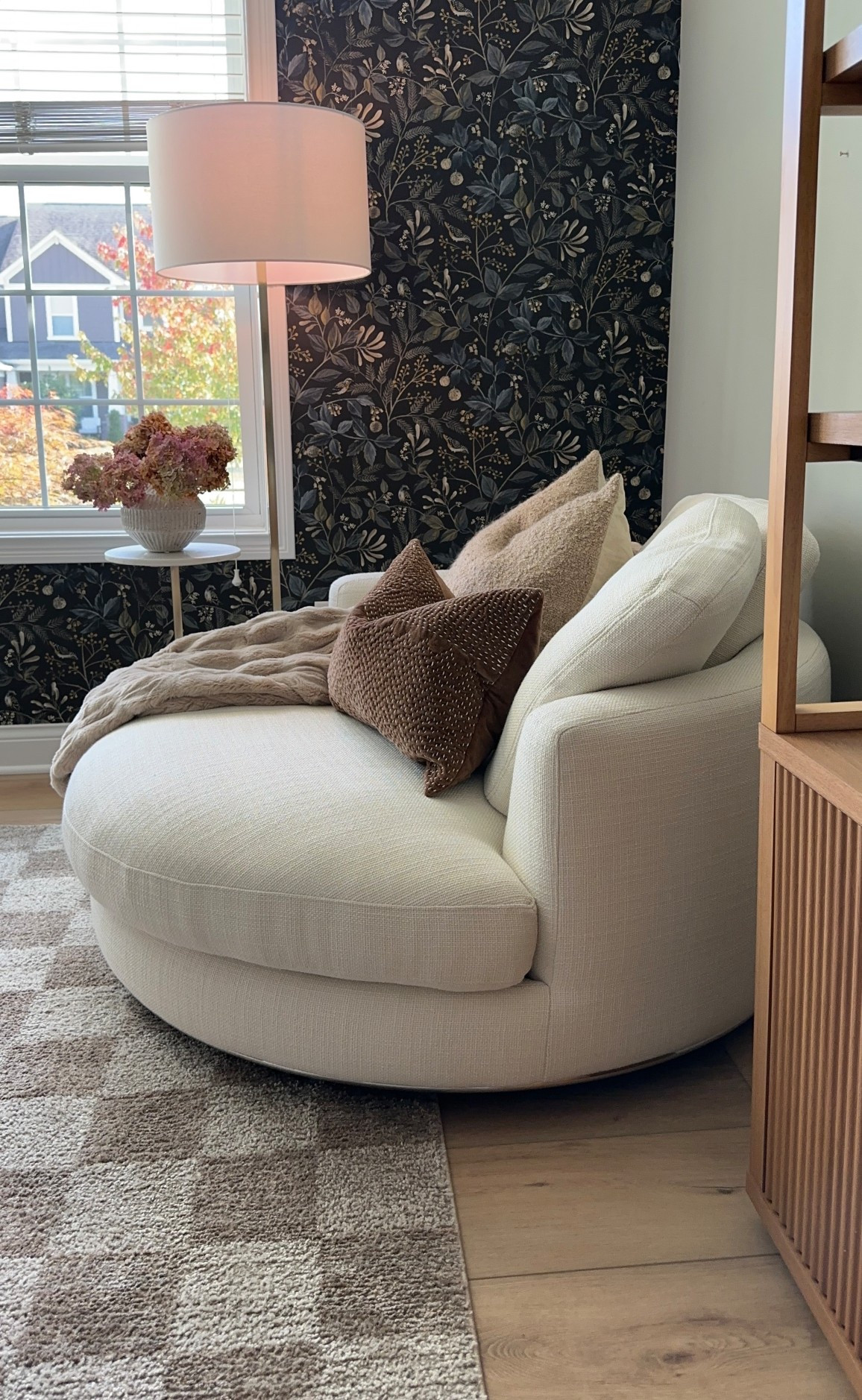 new office rug and set up links! #cljxloloi #loloi

#LTKHome