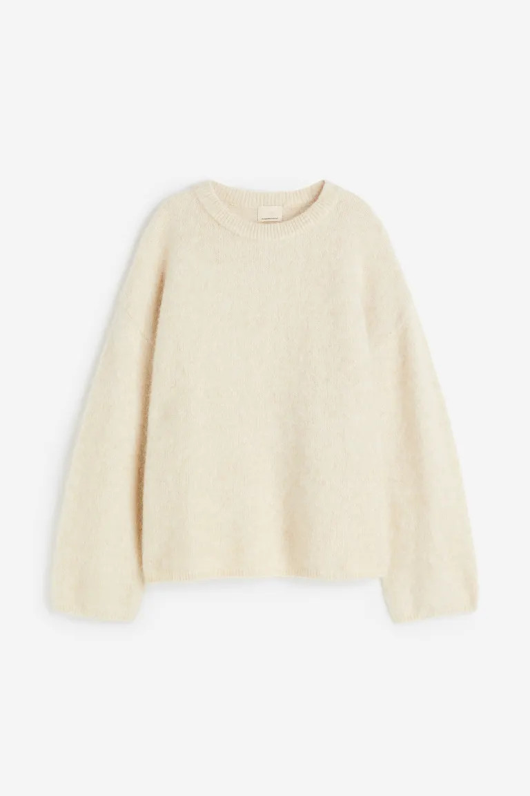 Oversized mohair-blend jumper | H&M (UK, MY, IN, SG, PH, TW, HK)