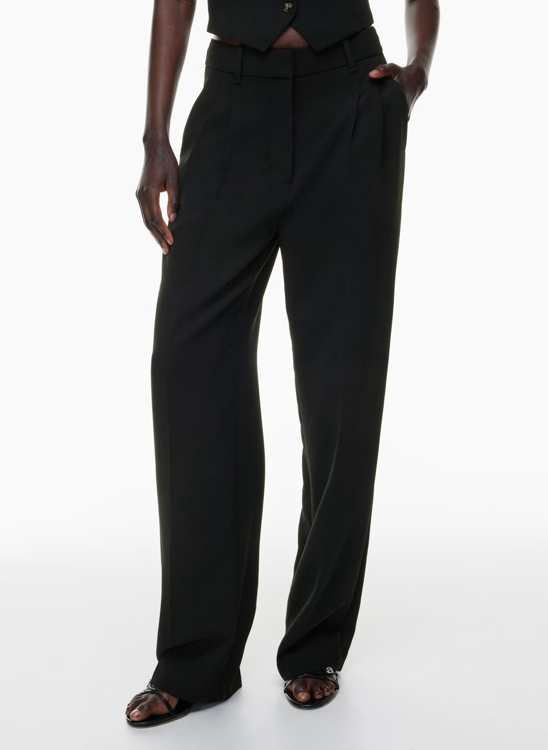 THE EFFORTLESS PANT™ | Aritzia