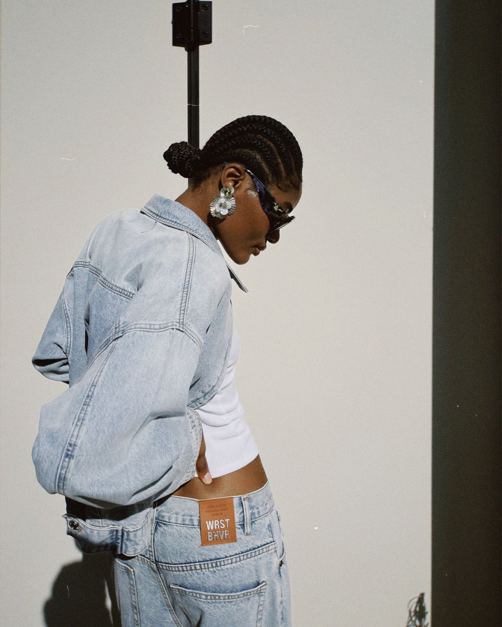 All season denim + Effortless elegance = Good day in Good jeans! 🩵







#streetstylelook #streetstylelondon #londonstreetstyle #aestheticoutfits #aestheticoutfitideas #pinterestoutfit #pinterestoutfits #streetstyleinspo #streetstyleluxe #parisianlifestyle #styleoftheday #lookoftoday #streetstyleparis #parisianvibes #parisianlifestyle #parisianchic #parisianamour #effortlesschic #effortlesslychic #chicoutfit #londonvibes #prefalloutfit  #falloutfitinspo  
outfit inspo, pre fall fashion trends, streetstyle look, look of today, London street style, outfit of the day, ootd, fall fashion style inspiration

#LTKuk #LTKeurope #LTKstyletip