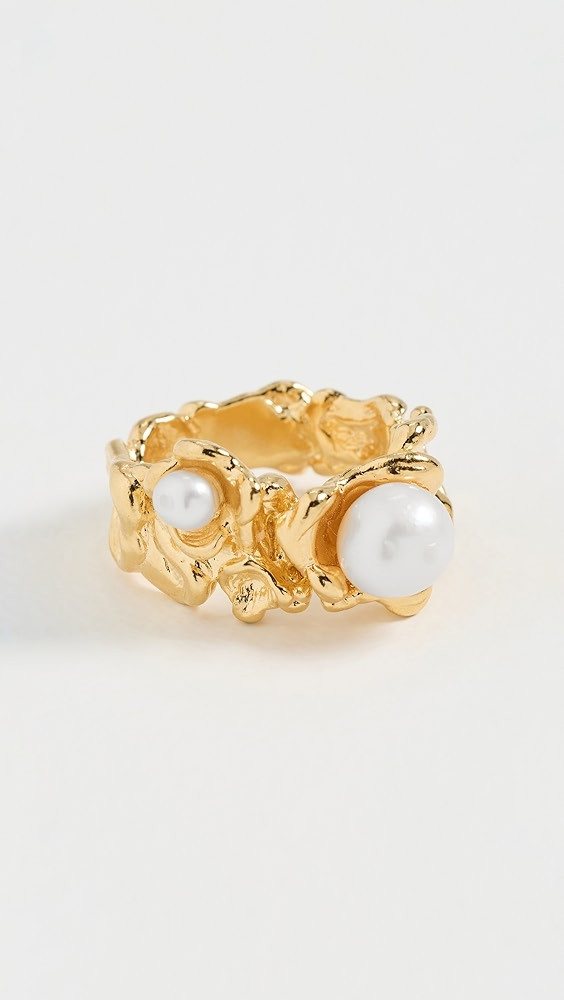 The Statement Pearl Medium Ring 17 | Shopbop