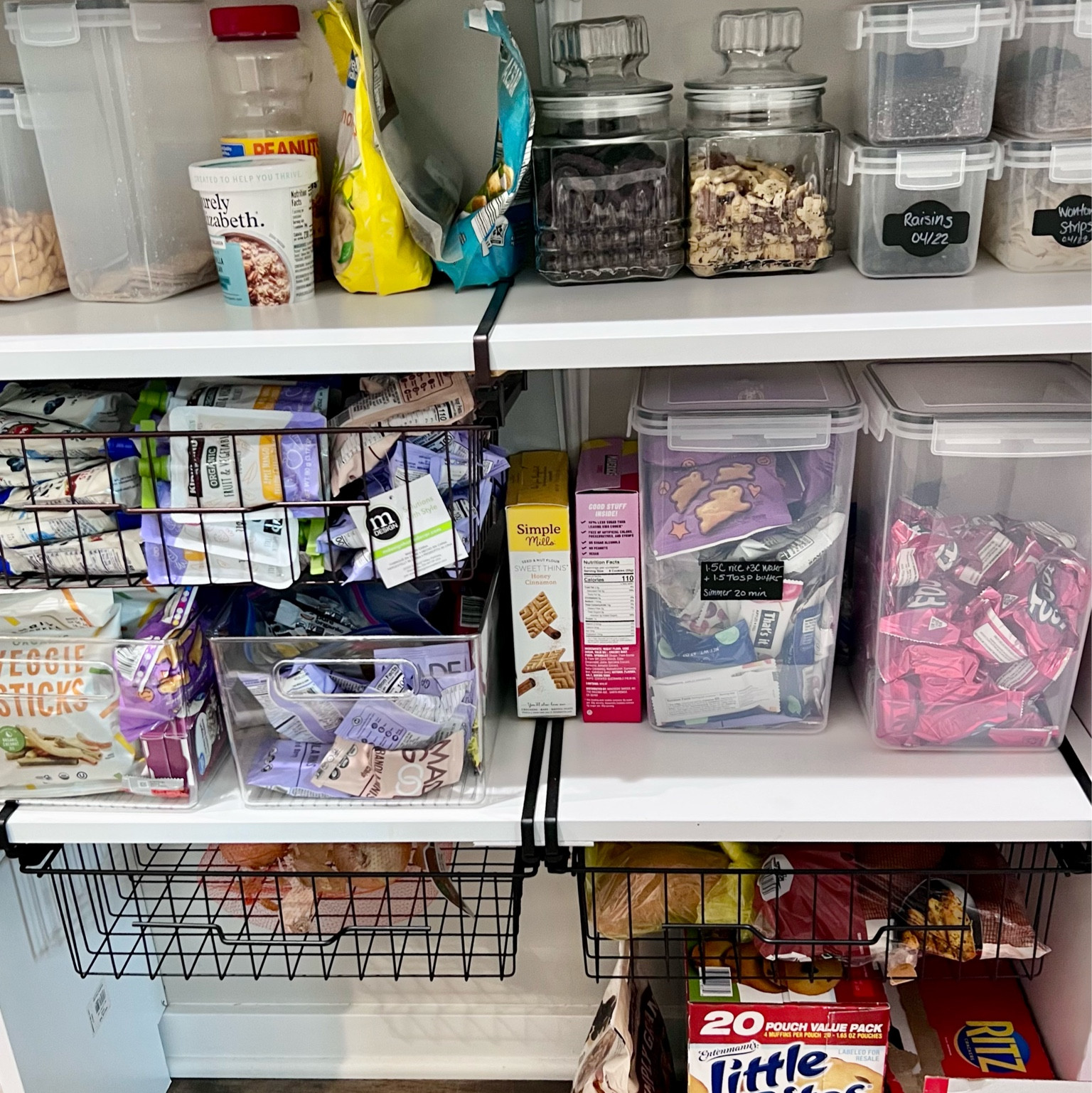 These pull out wire baskets are great for extra storage!

#LTKhome