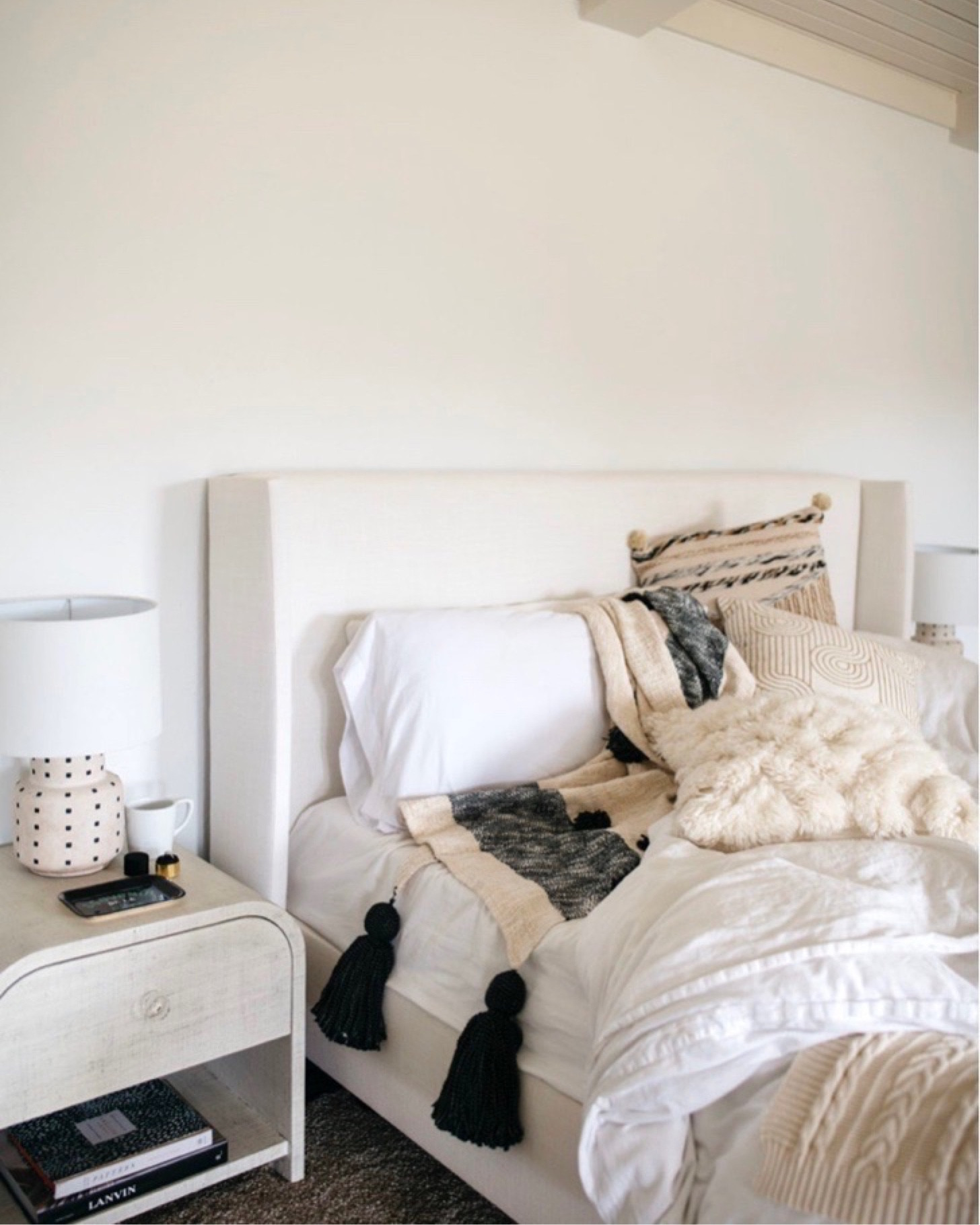 Home decor
White bed
Bedroom
Fall Master Bedroom 
Fall Decor 
#LTKsalealert #LTKhome