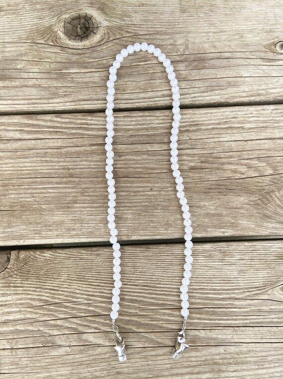 White Faux Pearl Face Mask Necklace/Face Mask Holder/ Fask | Etsy | Etsy (US)