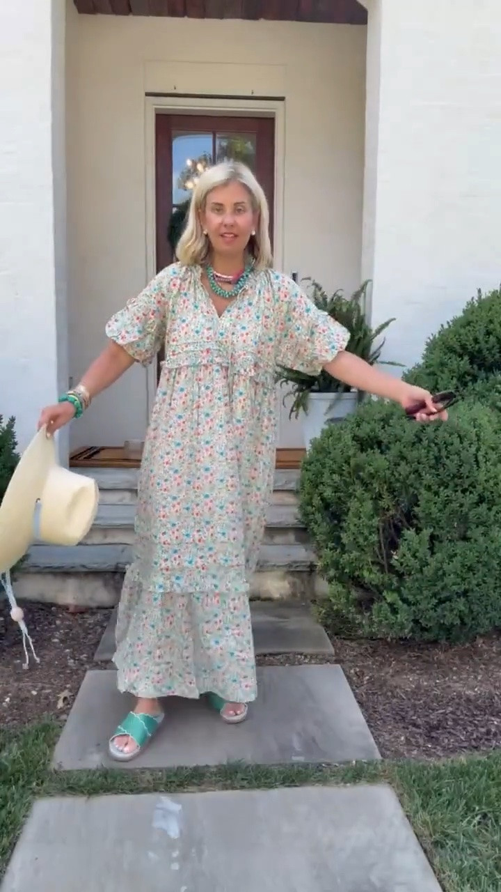 Extra 30% off sale!! Y’all are going to swoon with me over this dress! Absolutely love this one and the hat…I’m obsessed! 
I’m in xs dress, 8 sandal tts and m/l hat.
*Codes:


#LTKSeasonal #LTKdayinmylife #LTKSwim