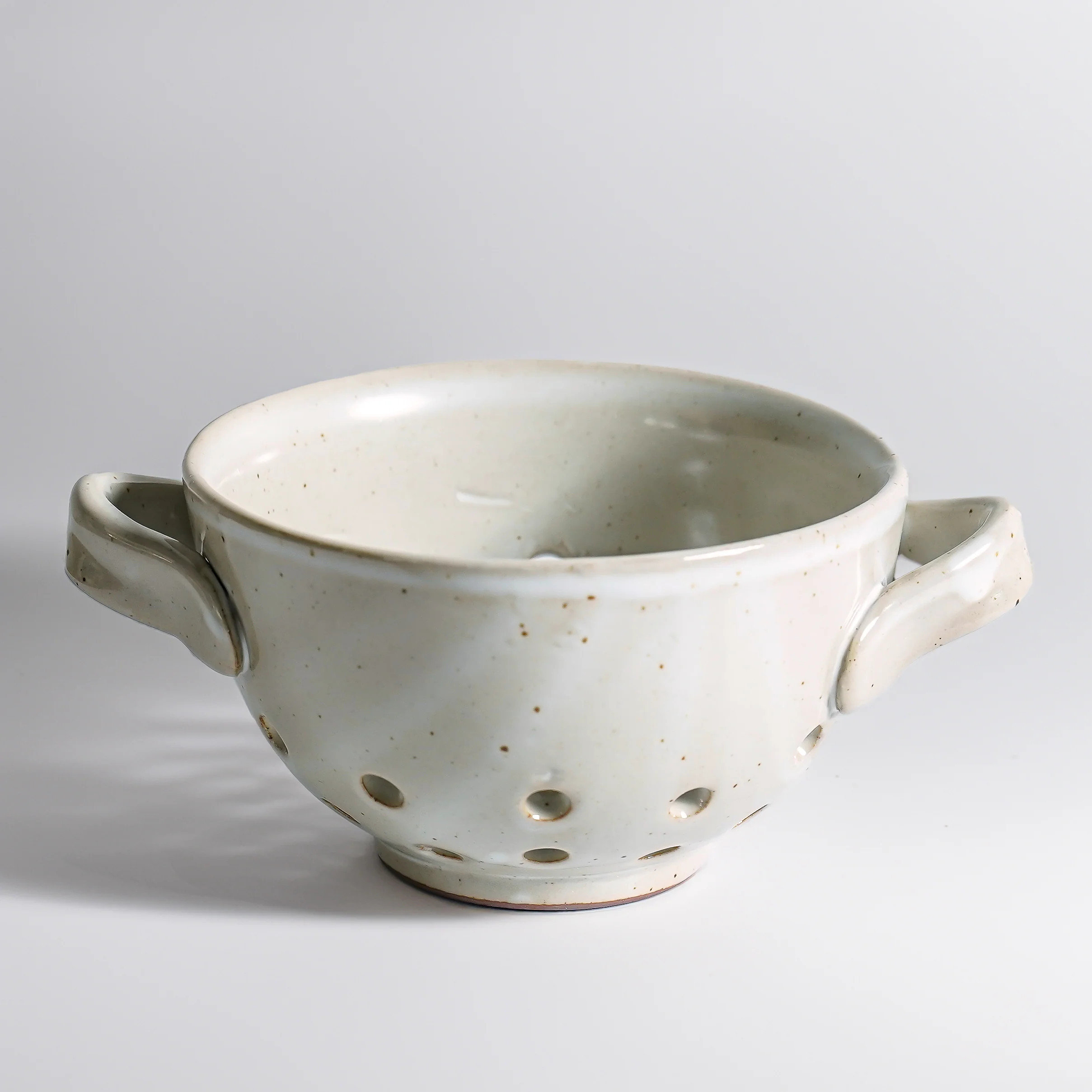 Stoneware Berry Bowl | MJHome