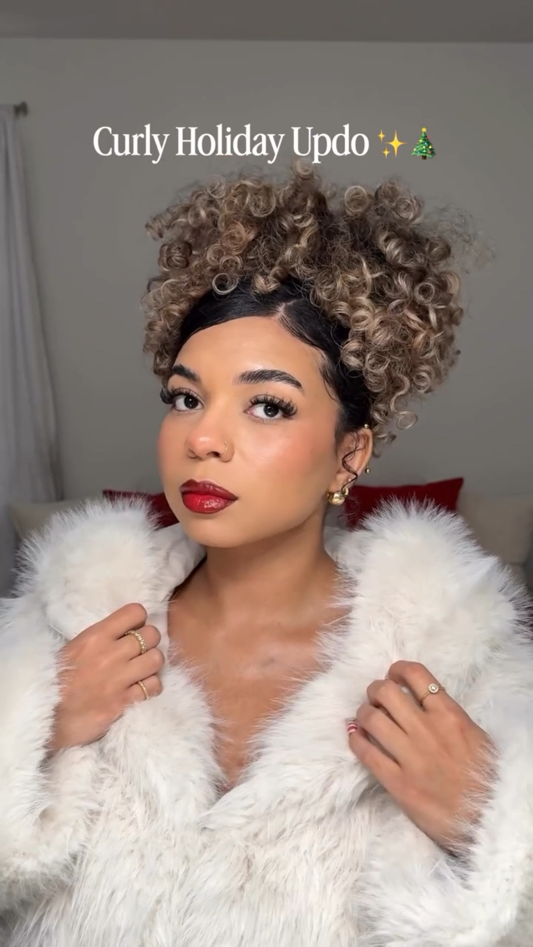 An easy curly updo for your holiday plans 🎄✨🎅🏽 save this for later!

Product used:
@helloupdo scrunchie
@xtremegelusa gel

#curlyhairstyle #holidayhairstyle #curlyhairinspo #curlscurlscurls #curlyhairstyles