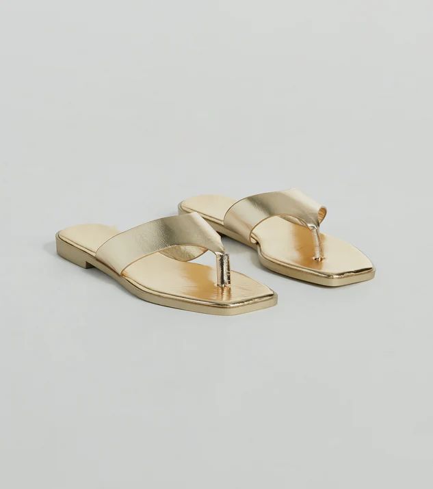 Cute Trendsetter Thong Strap Faux Leather Sandals | Windsor Stores