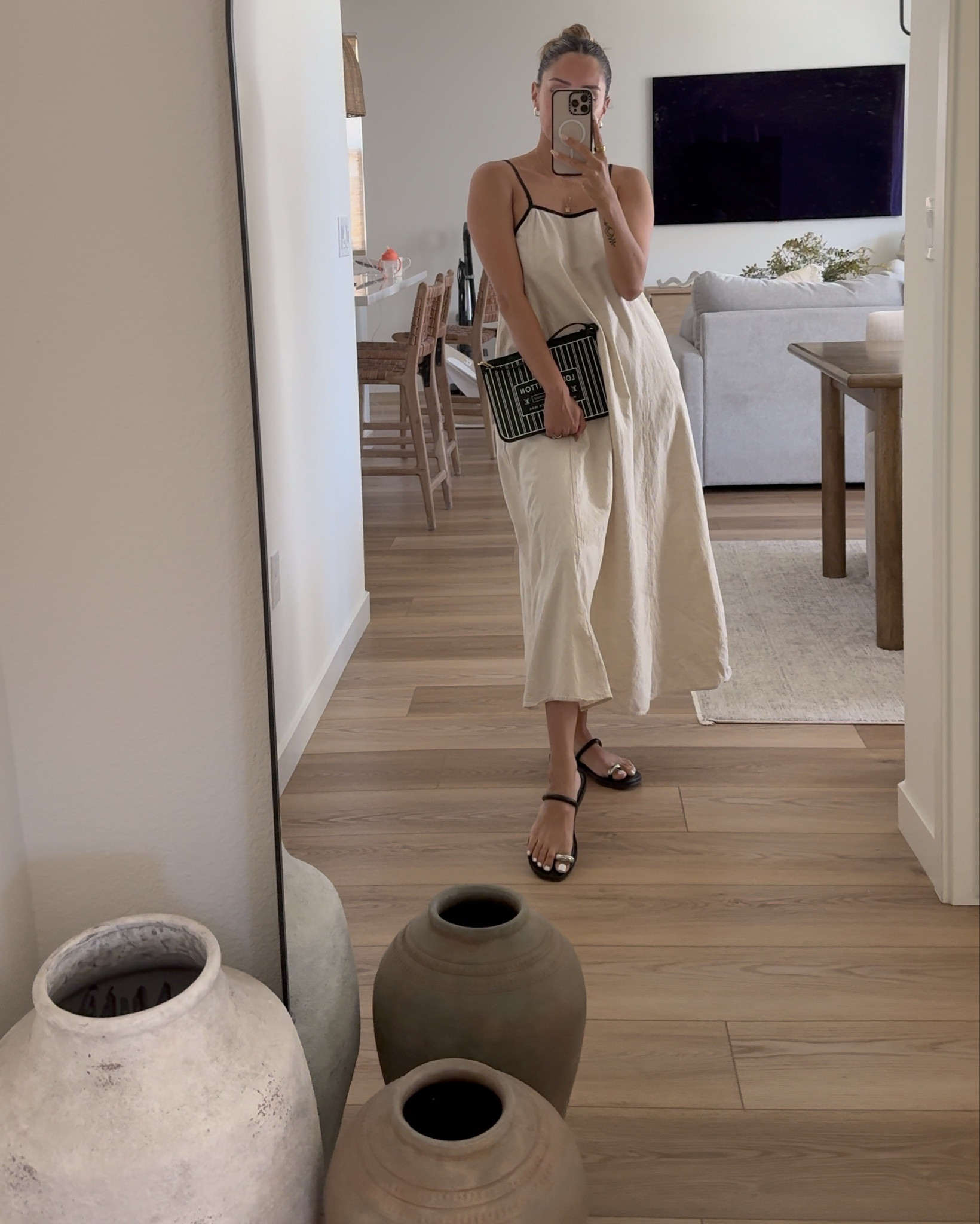 Such a beautiful linen dress from Amazon. I’m wearing small. 

Capsule wardrobe, linen dress, Amazon fashion, Amazon haul, Amazon summer favorites, ootd, summer edit,

#LTKFindsUnder50 #LTKSummerEdit #LTKStyleTip