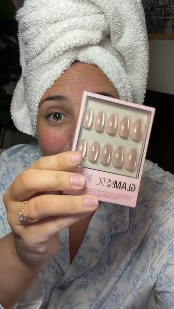 The nails are so convenient and gorgeous! Can’t wait to try more! 

#LTKmomlife #LTKselfcare #LTKBeauty