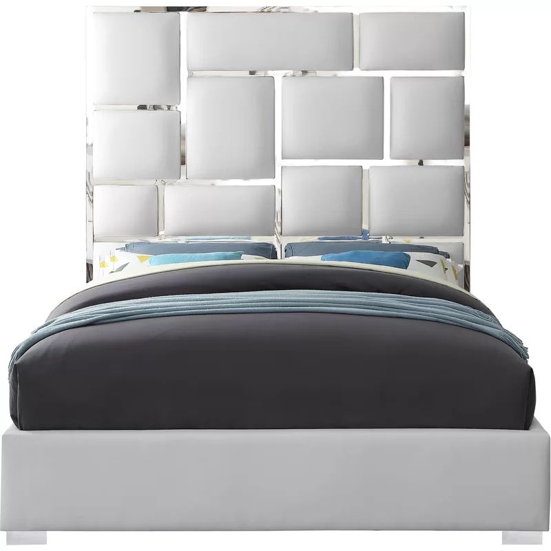 Uthyr Upholstered Low Profile Platform Bed | Wayfair North America