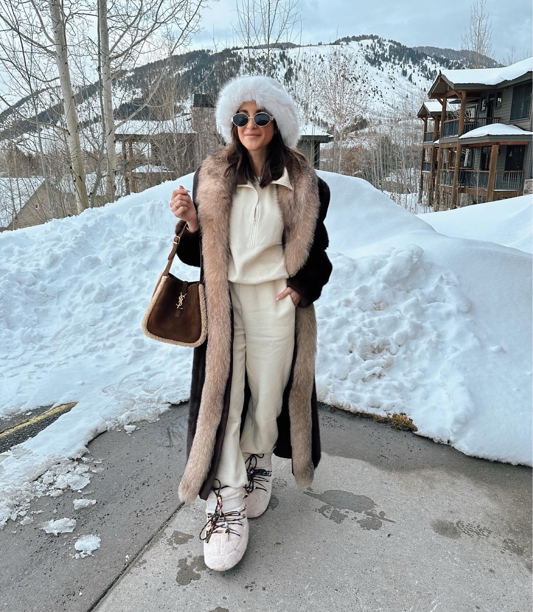 Sweatpants 
Joggers 
Quarter zip
Revolve
Faux fur hat 
Winter outfit 


#LTKSeasonal #LTKtravel #LTKfindsunder100