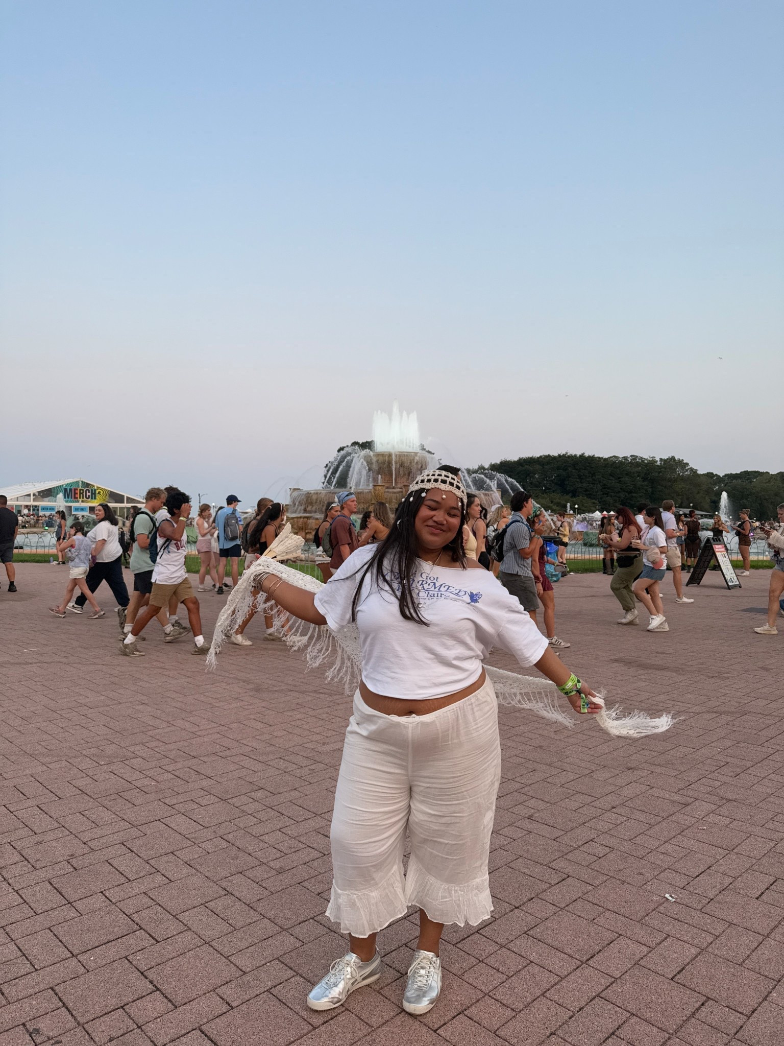 Plus size Lollapalooza music festival outfit🐇 sizes I’m wearing! Capri bloomers XXL, merch tee 3XL

#LTKStyleTip #LTKPlusSize #LTKSeasonal