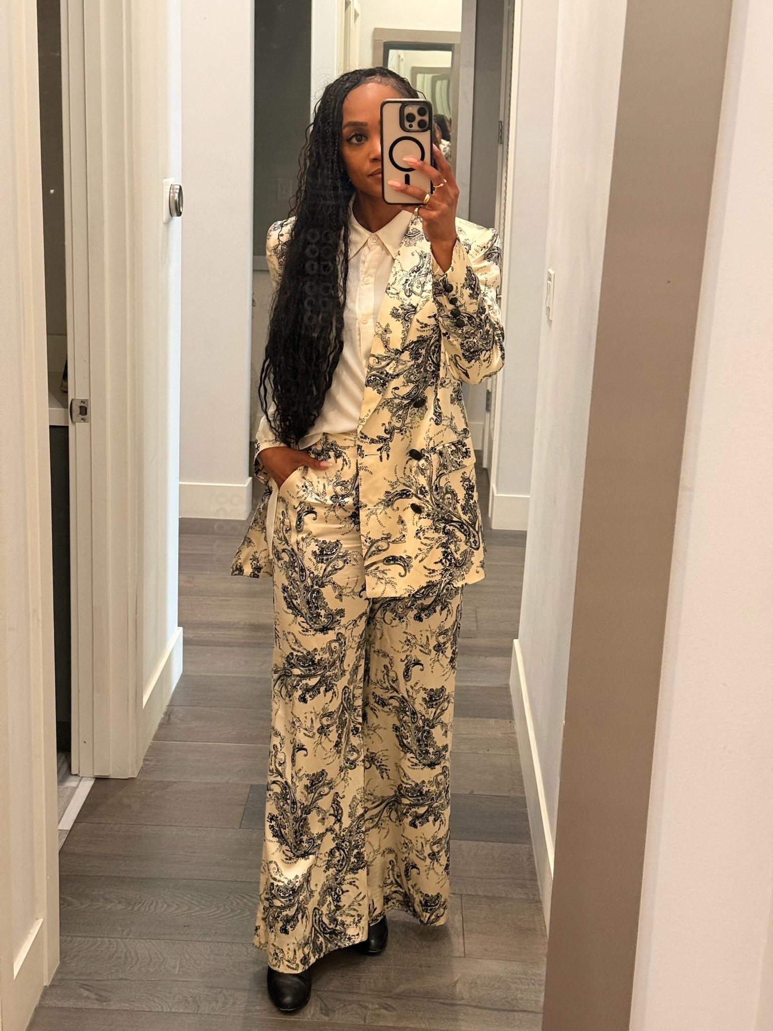 Exact set sold out but linked similar colors!

#LTKgrwm #LTKdayinmylife #LTKootd