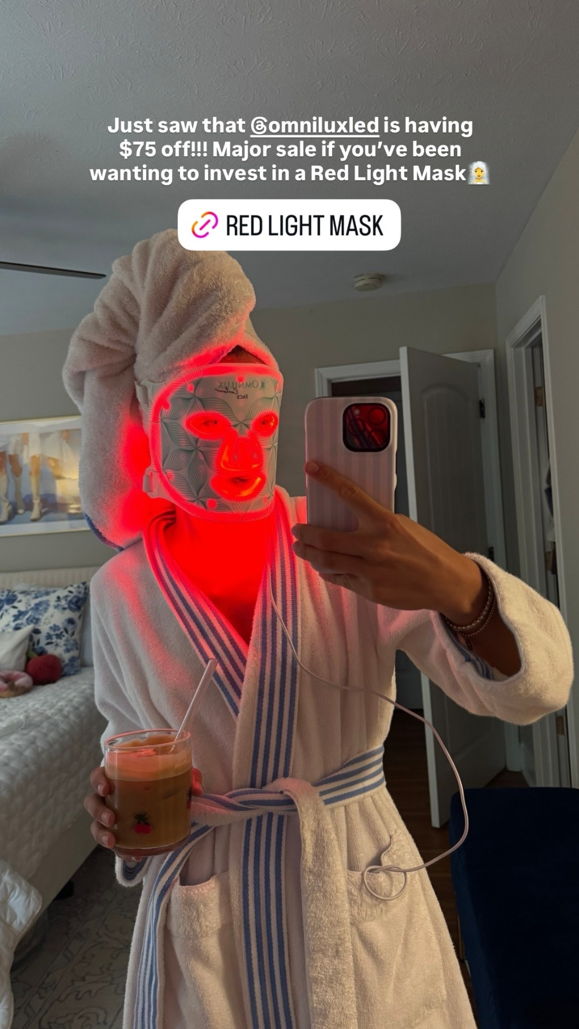 Just saw that @omniluxled is having $75 off!!! Major sale if you’ve been wanting to invest in a Red Light Mask🧖‍♀️